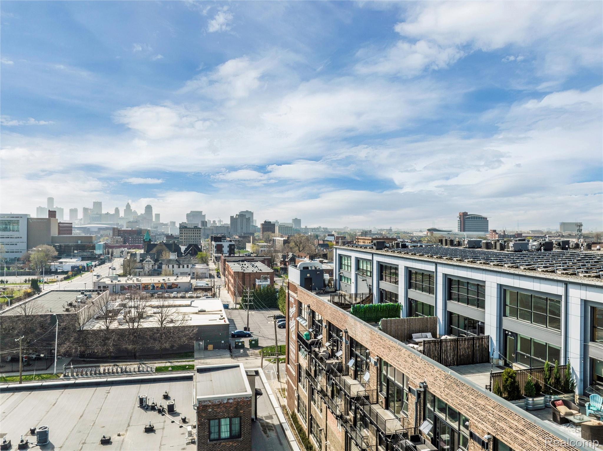 444 W Willis Street 514