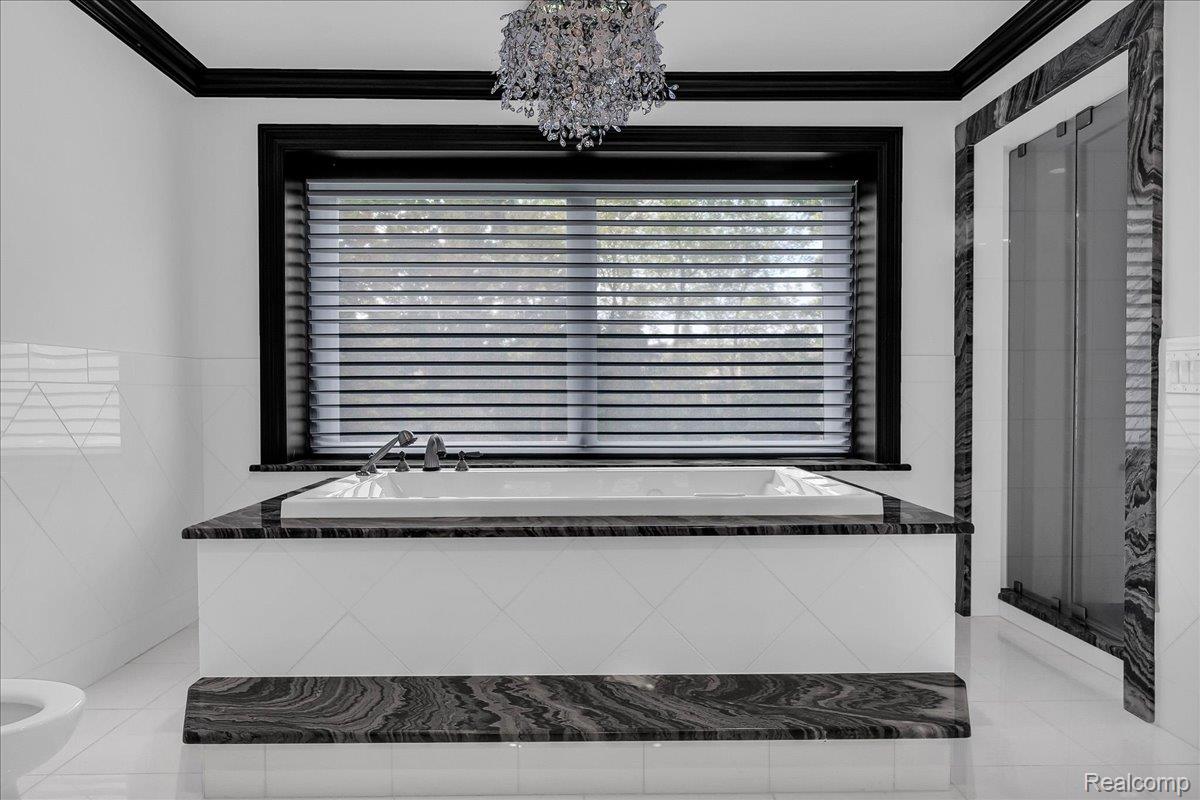 1940 Oak Pointe Drive