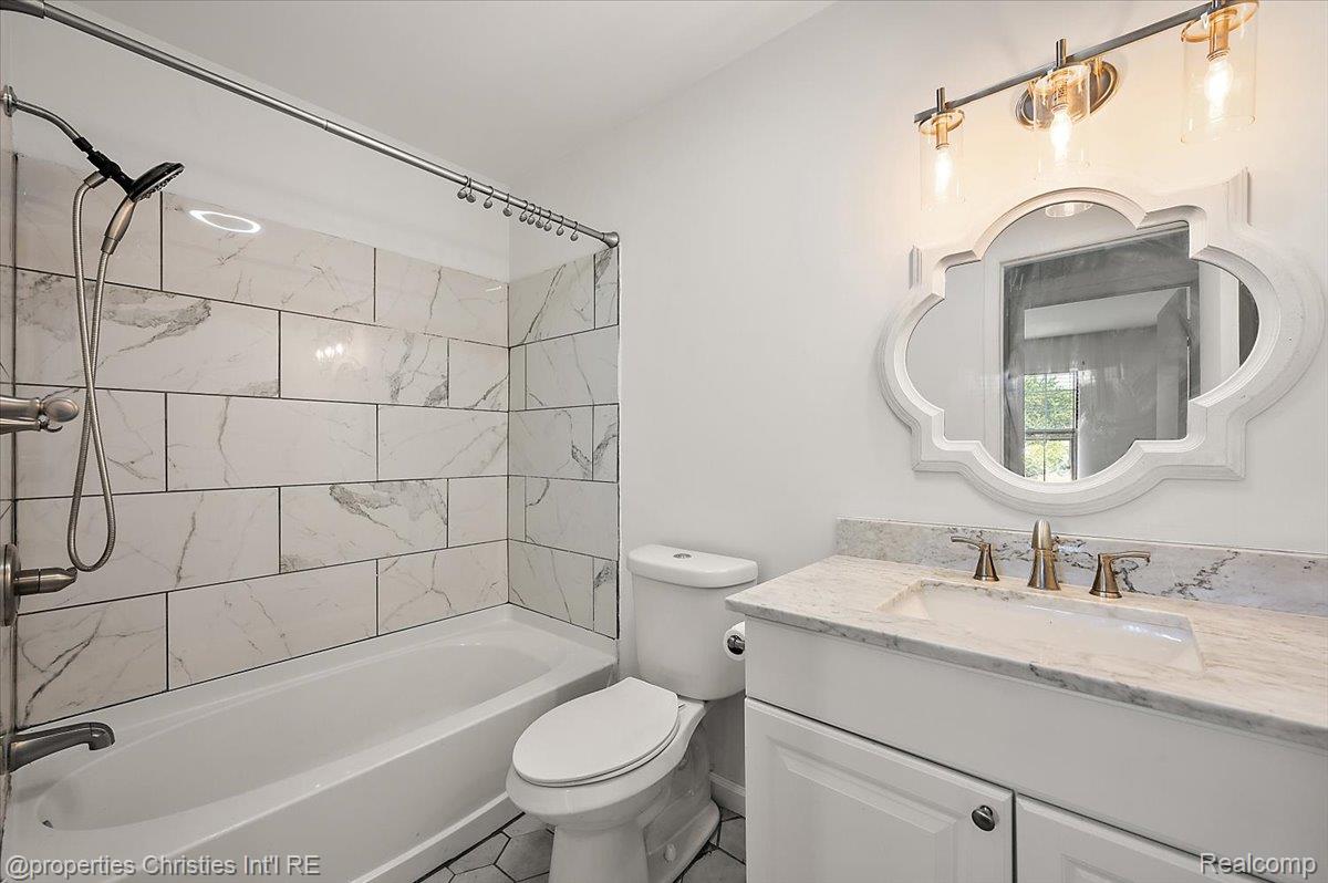 28254 Gettysburg Street