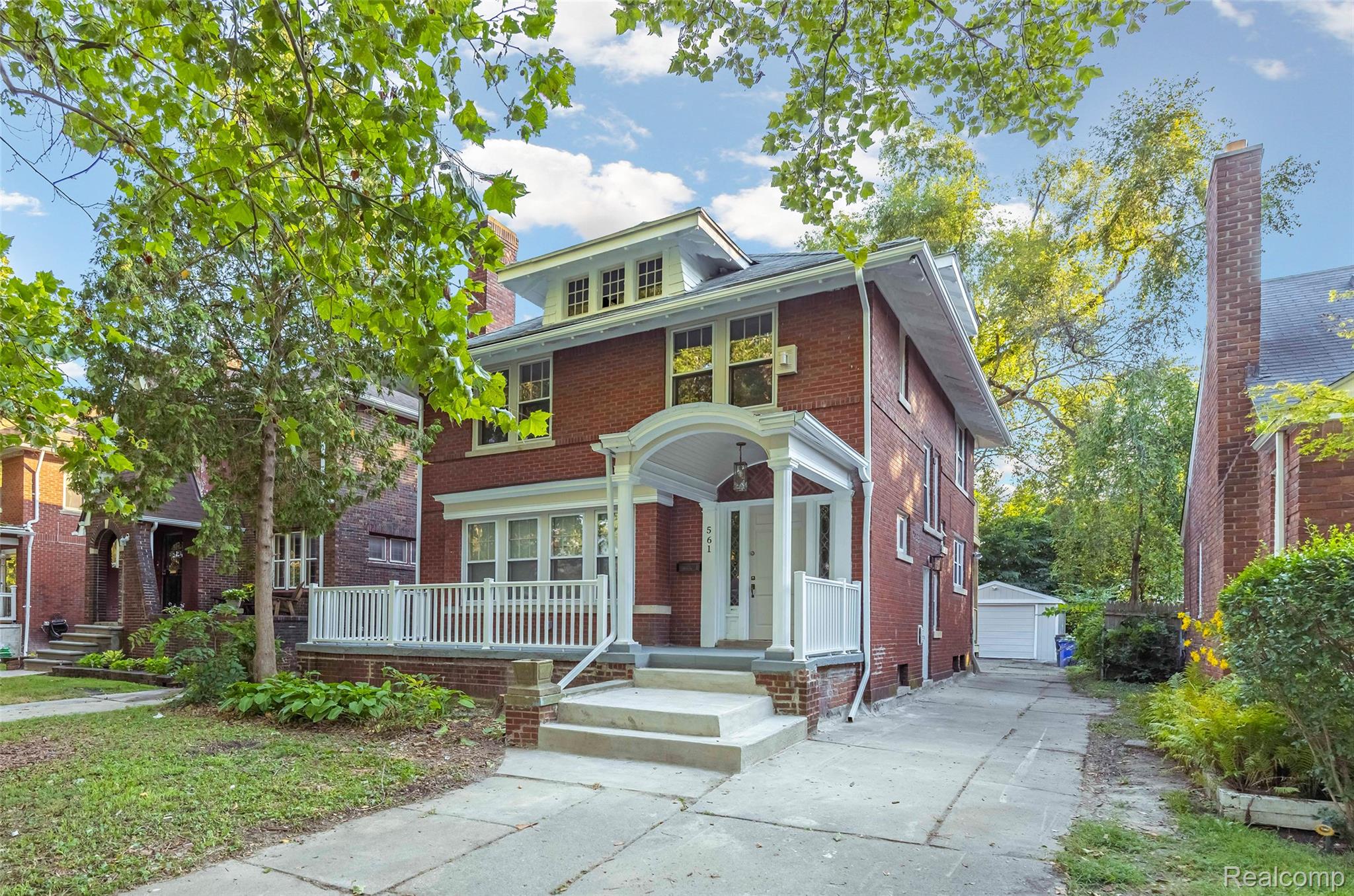 561 Lakewood Street