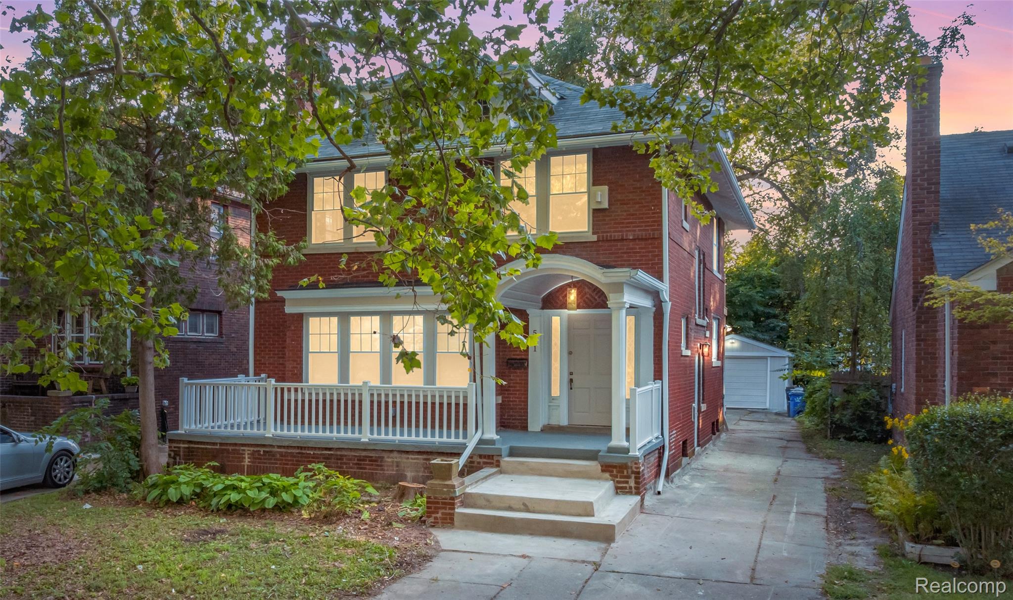 561 Lakewood Street