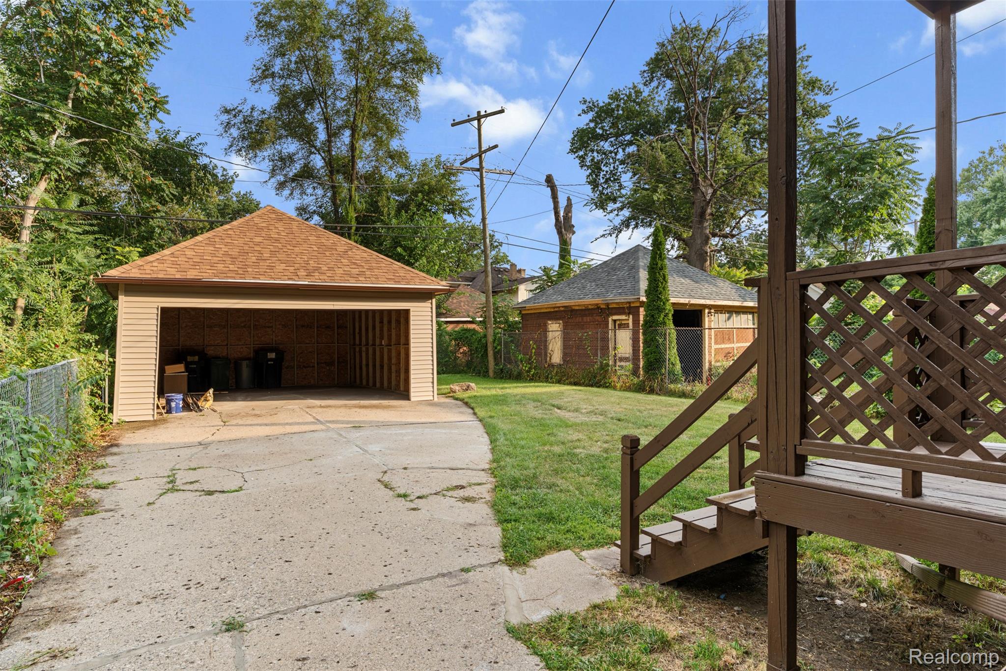 4309 Leslie Street