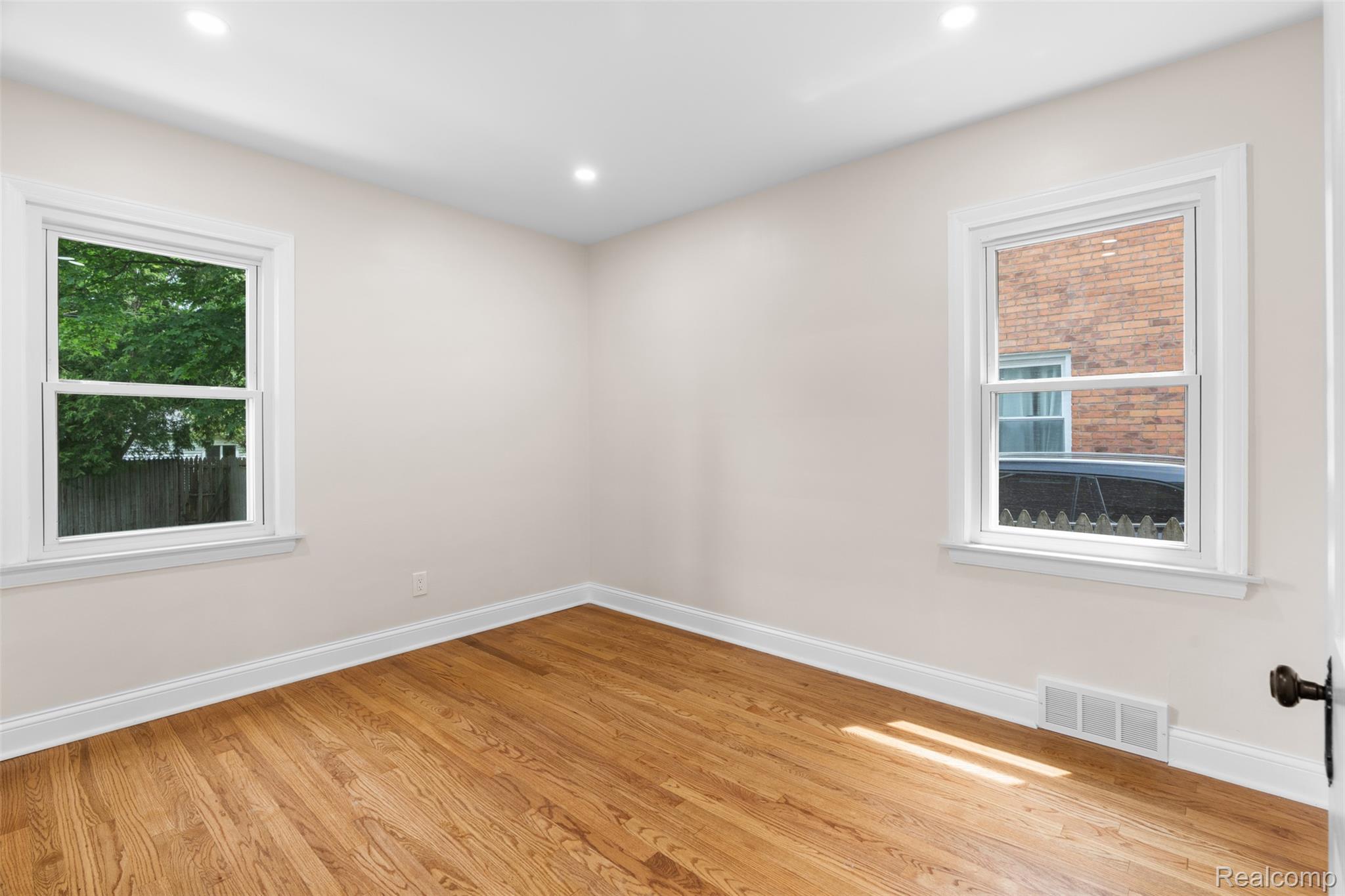 1388 Vernier Road