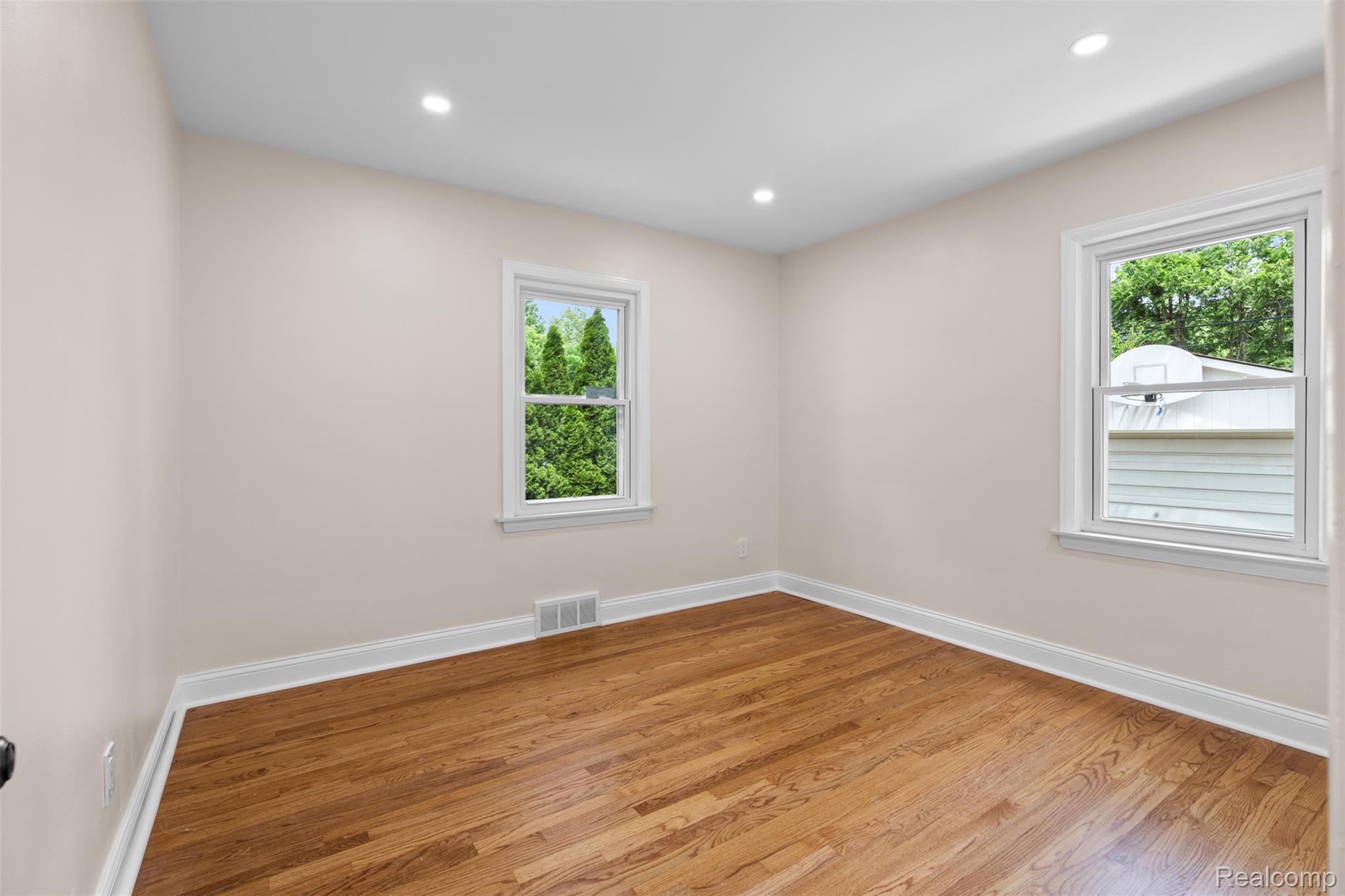 1388 Vernier Road