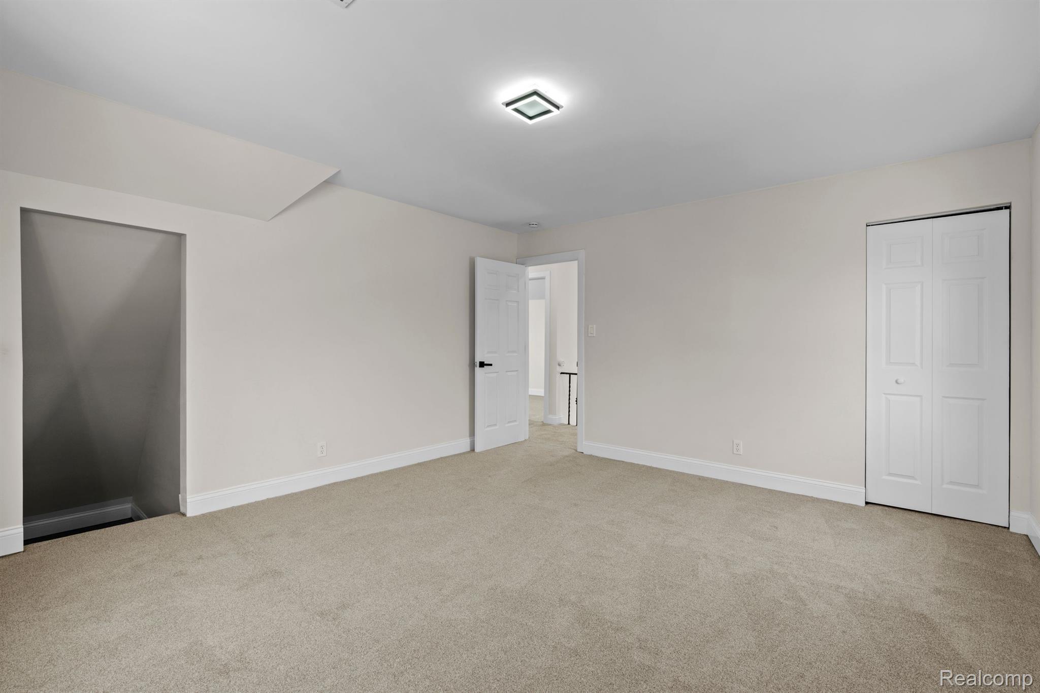 5027 AUDUBON Road