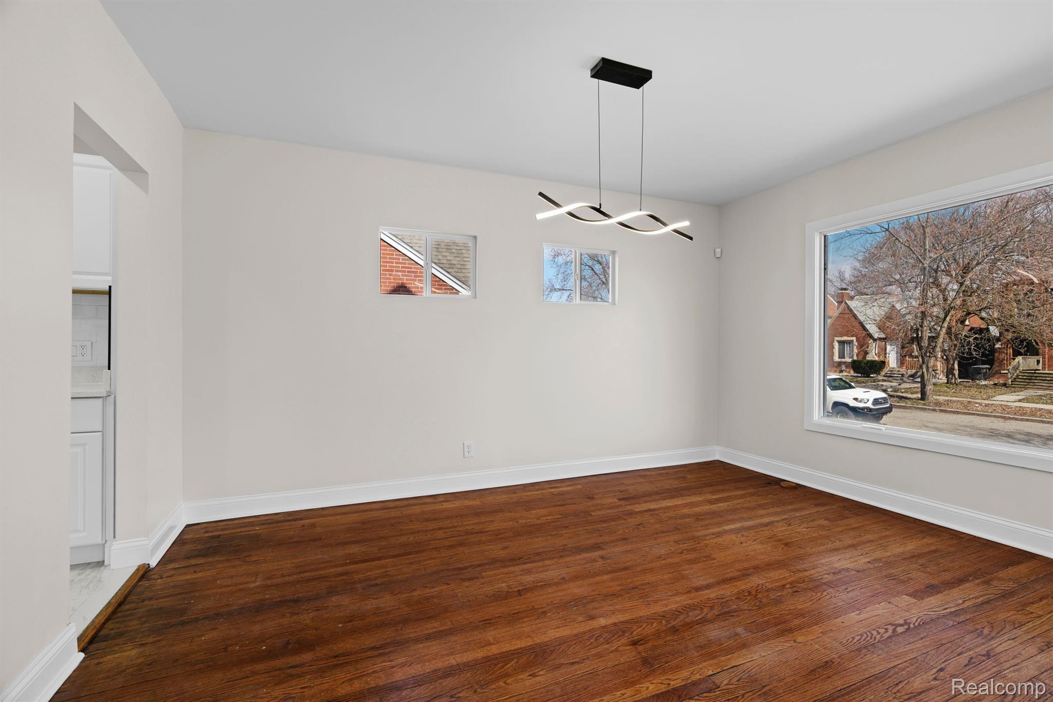 5027 AUDUBON Road