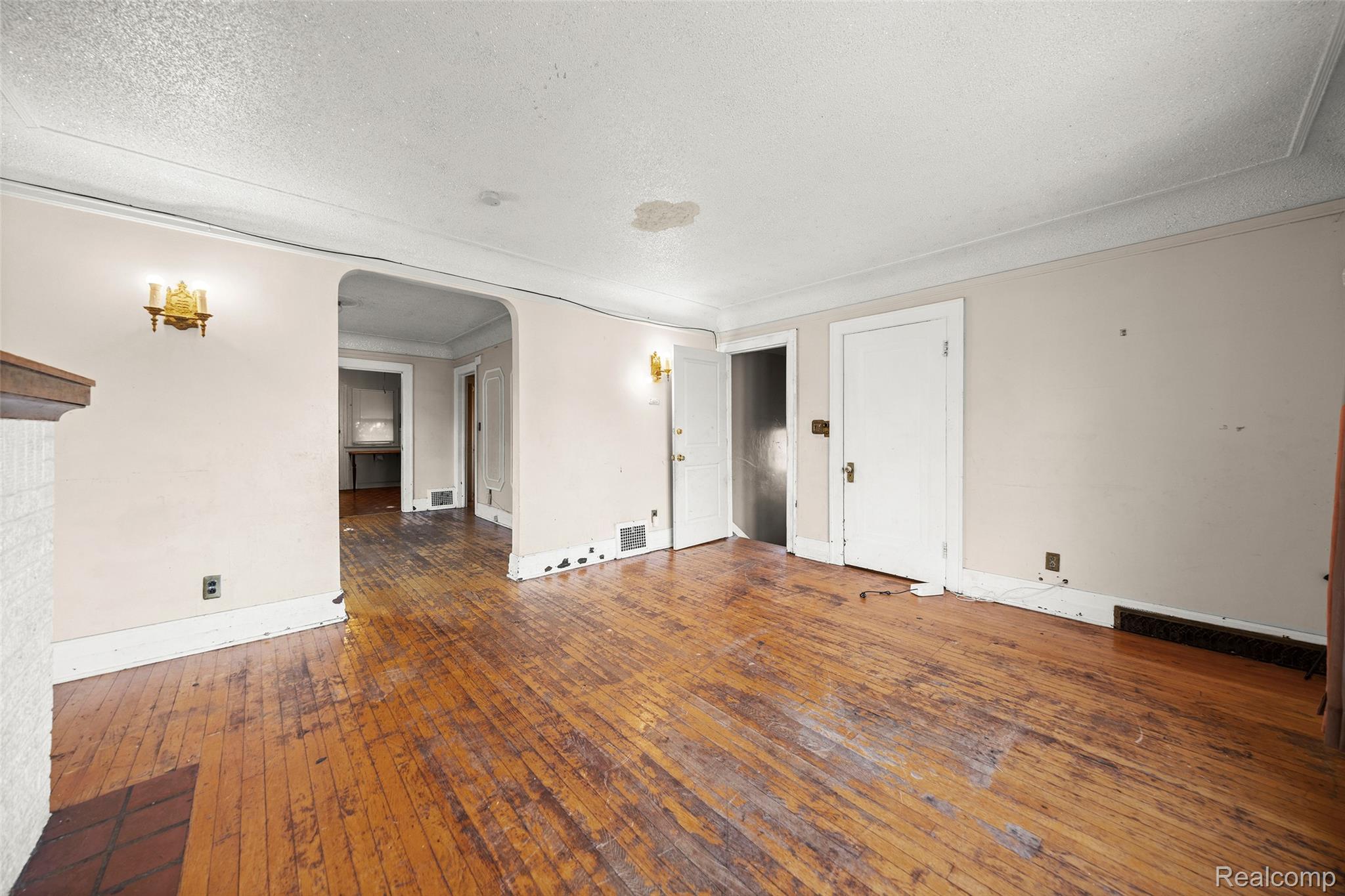 15355 Asbury Park