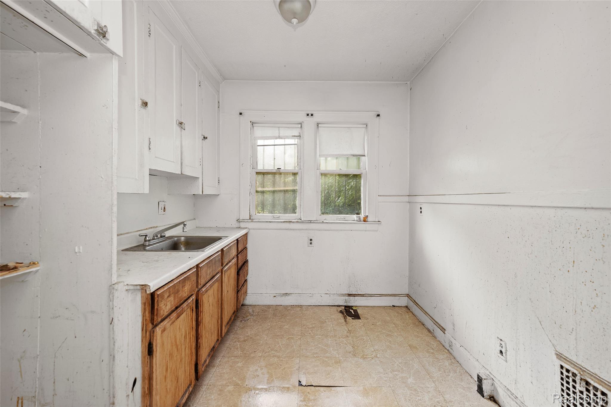 15355 Asbury Park