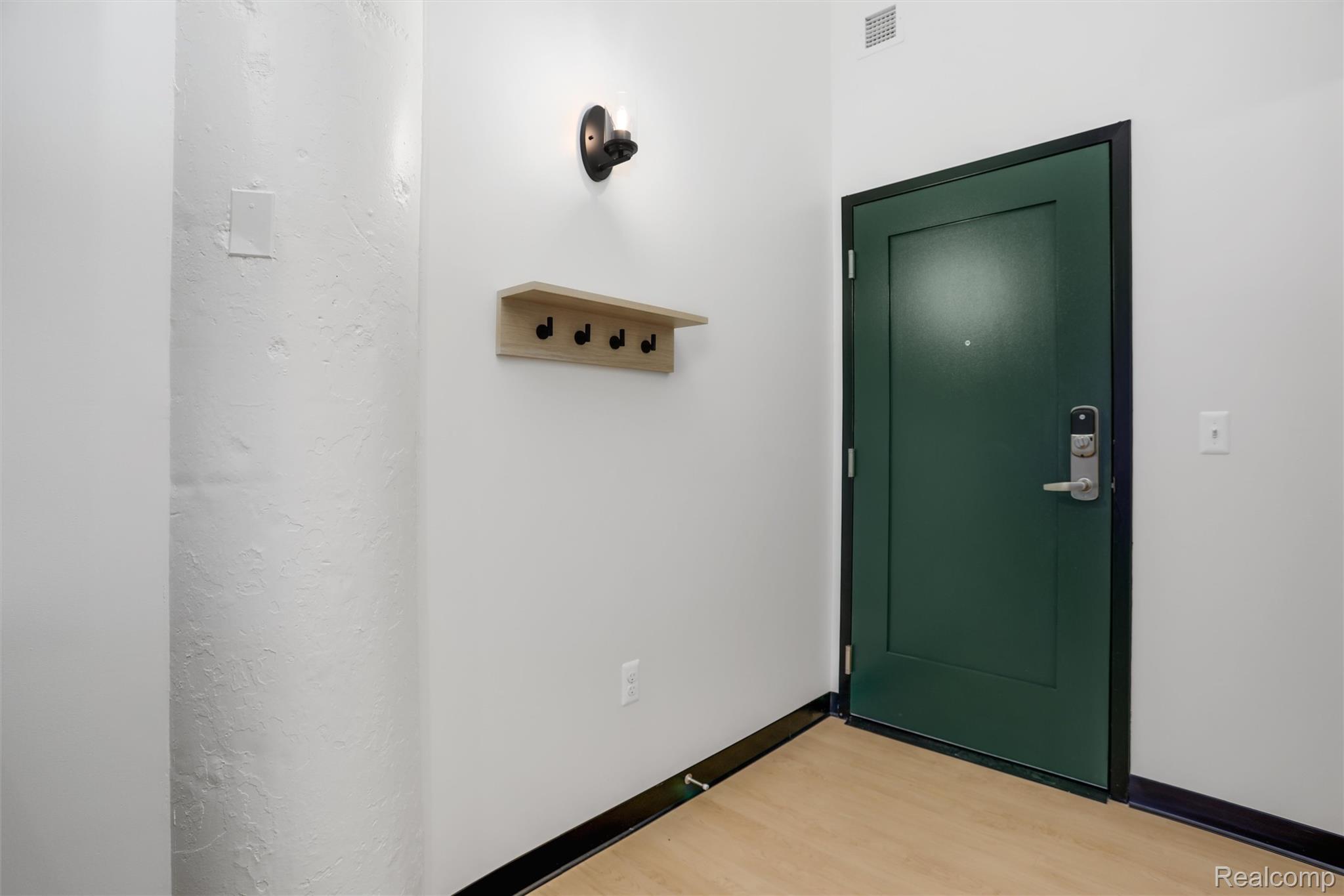 411 Piquette Avenue C