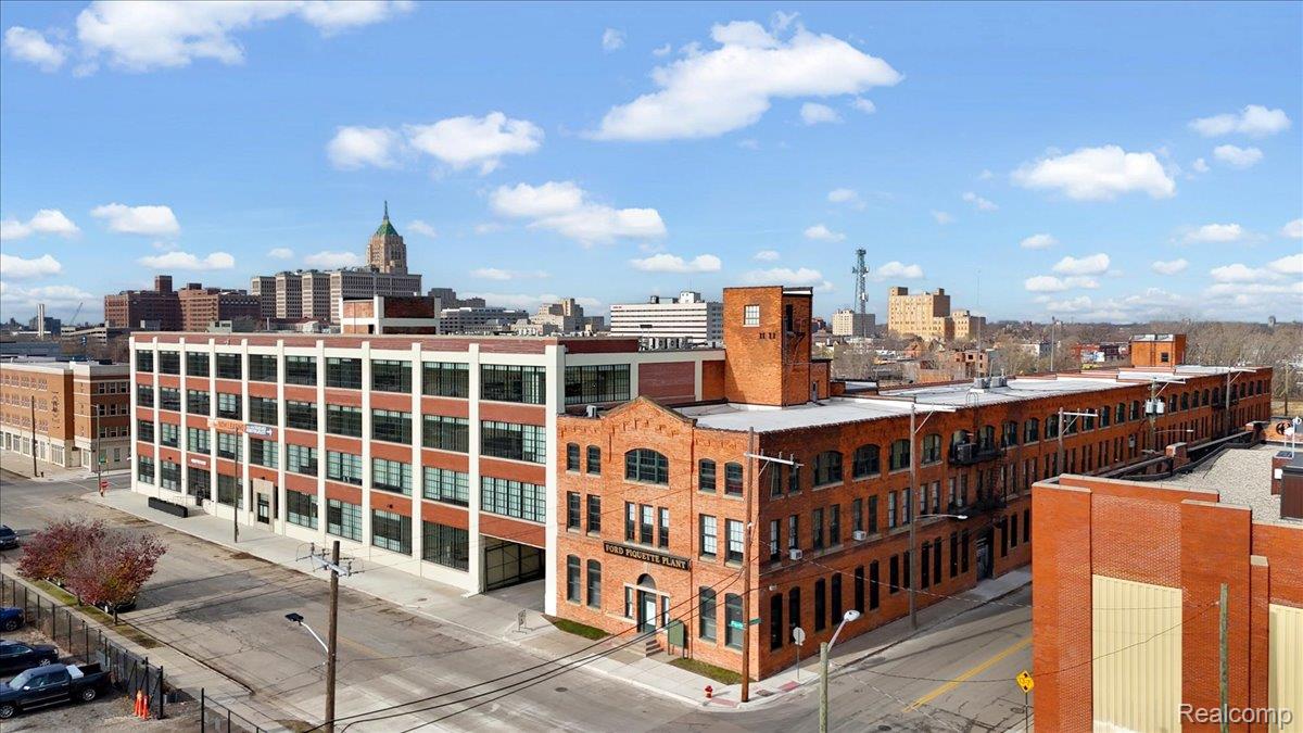 411 Piquette Avenue C