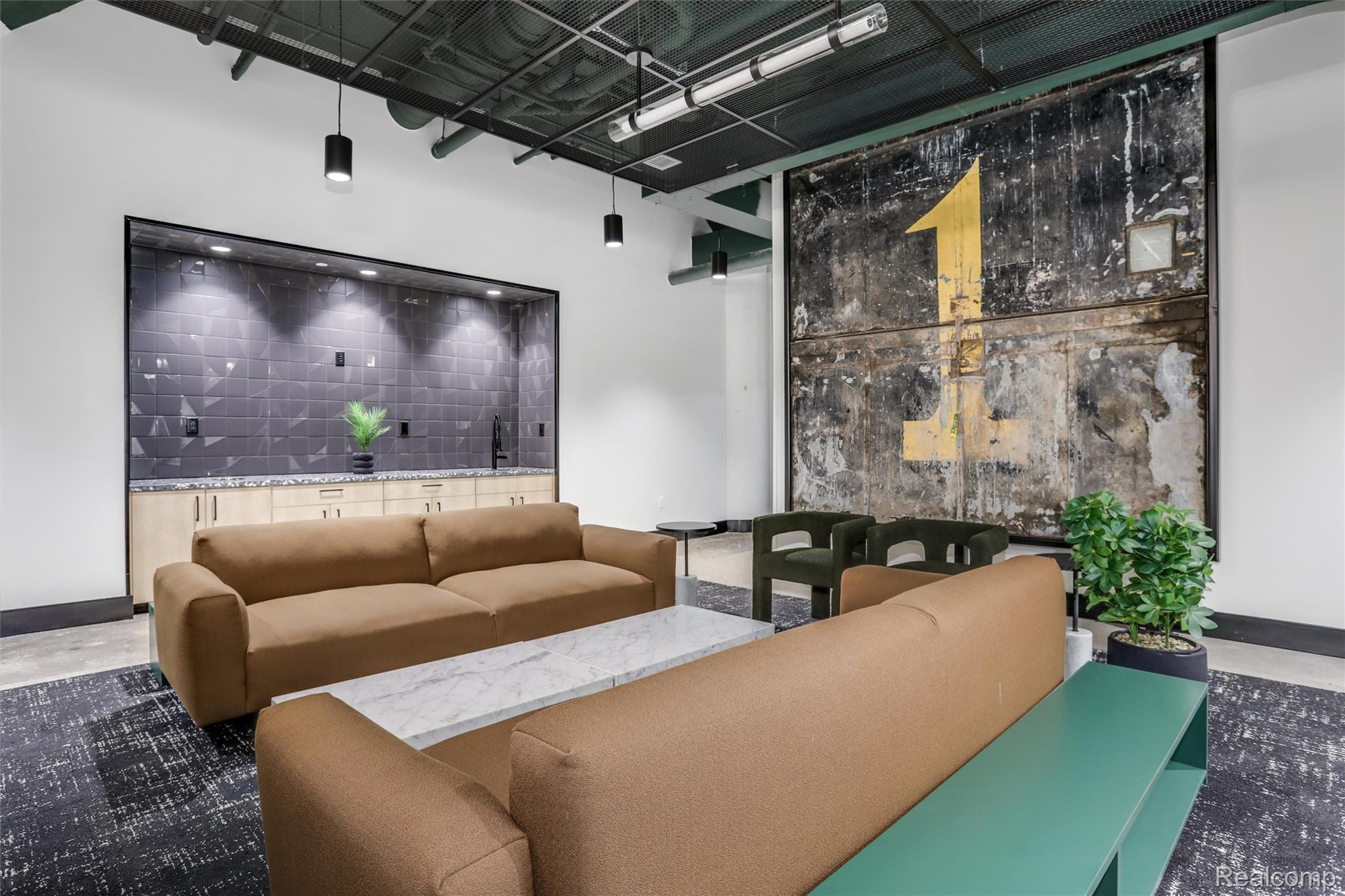 411 Piquette Avenue C