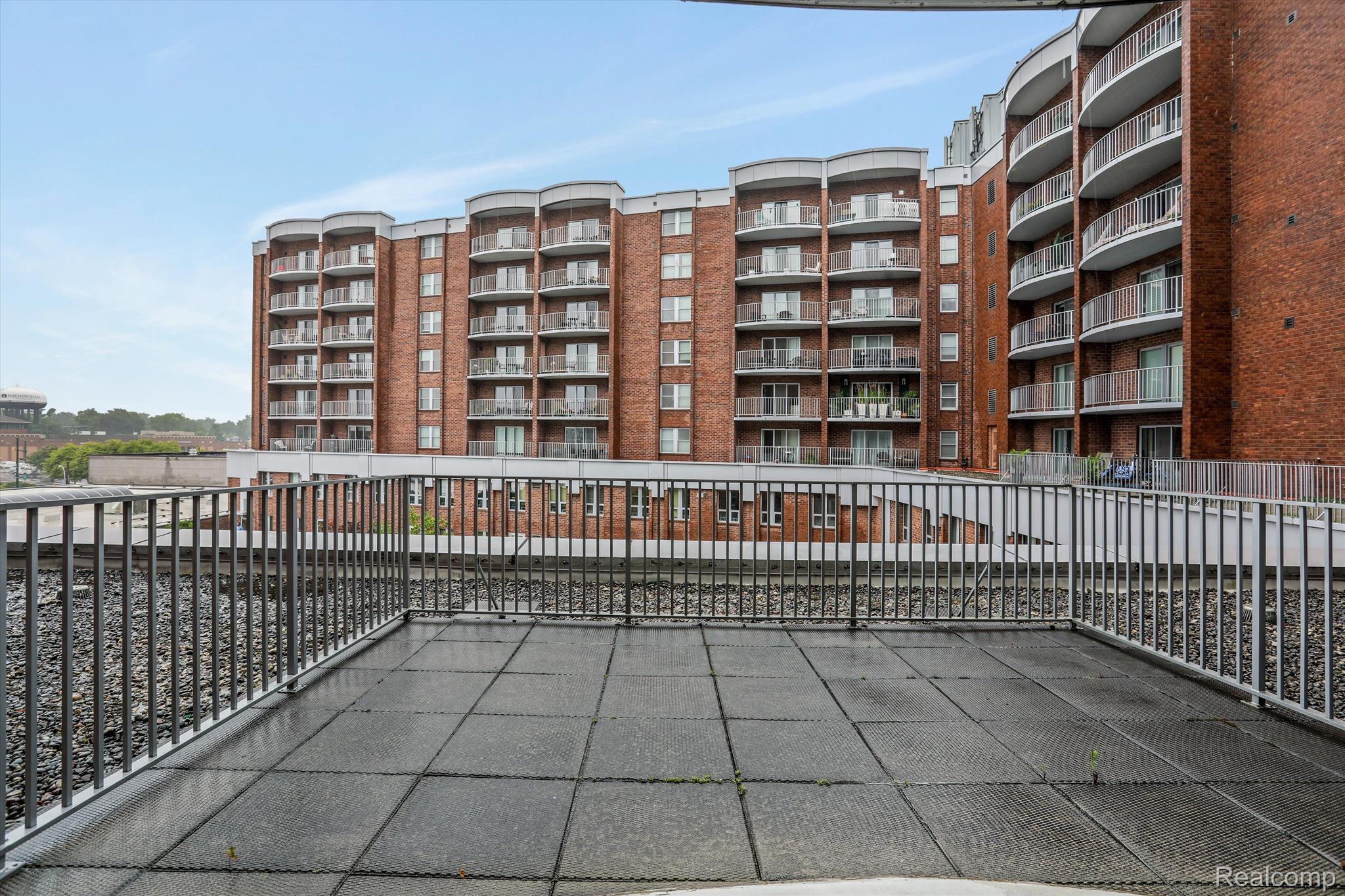 411 S Old Woodward Avenue 505