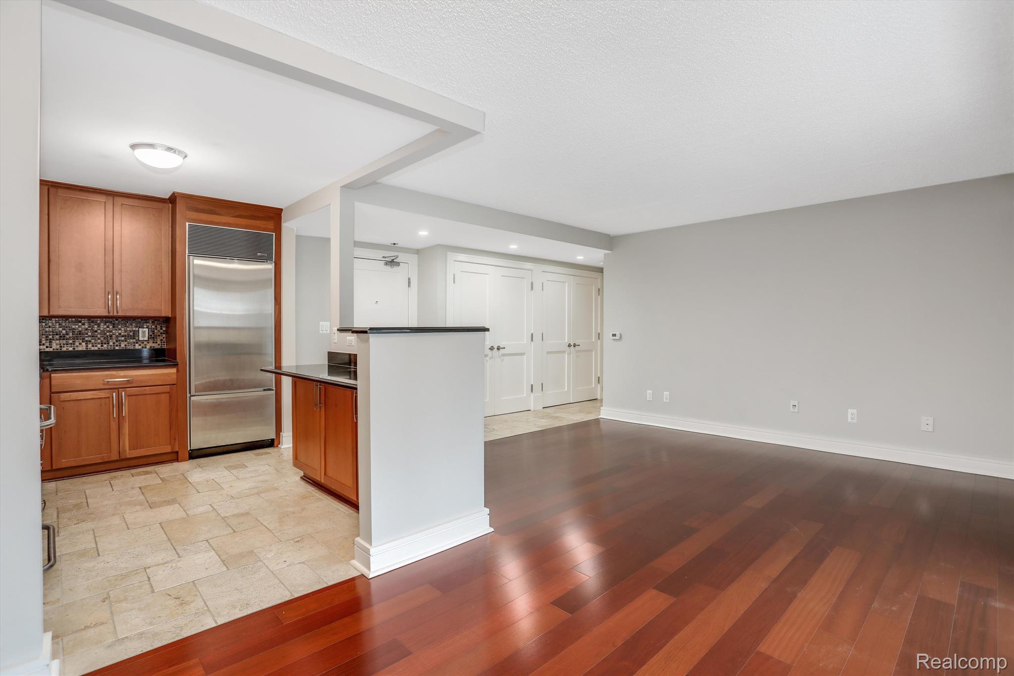 411 S Old Woodward Avenue 505