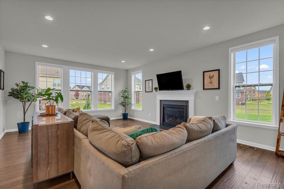 50763 Amberwood Court