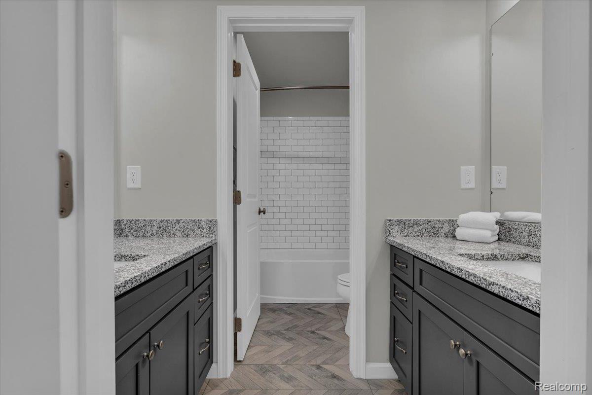 50763 Amberwood Court