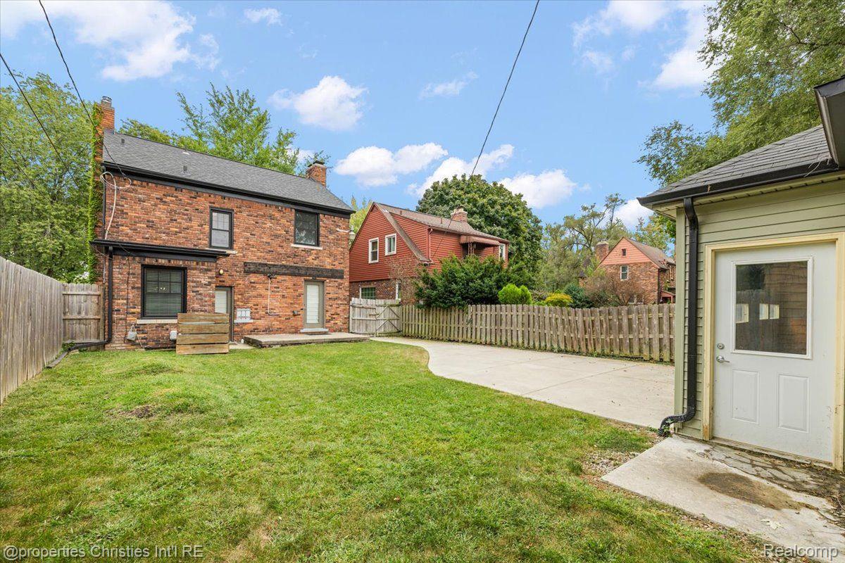 19939 LICHFIELD Road