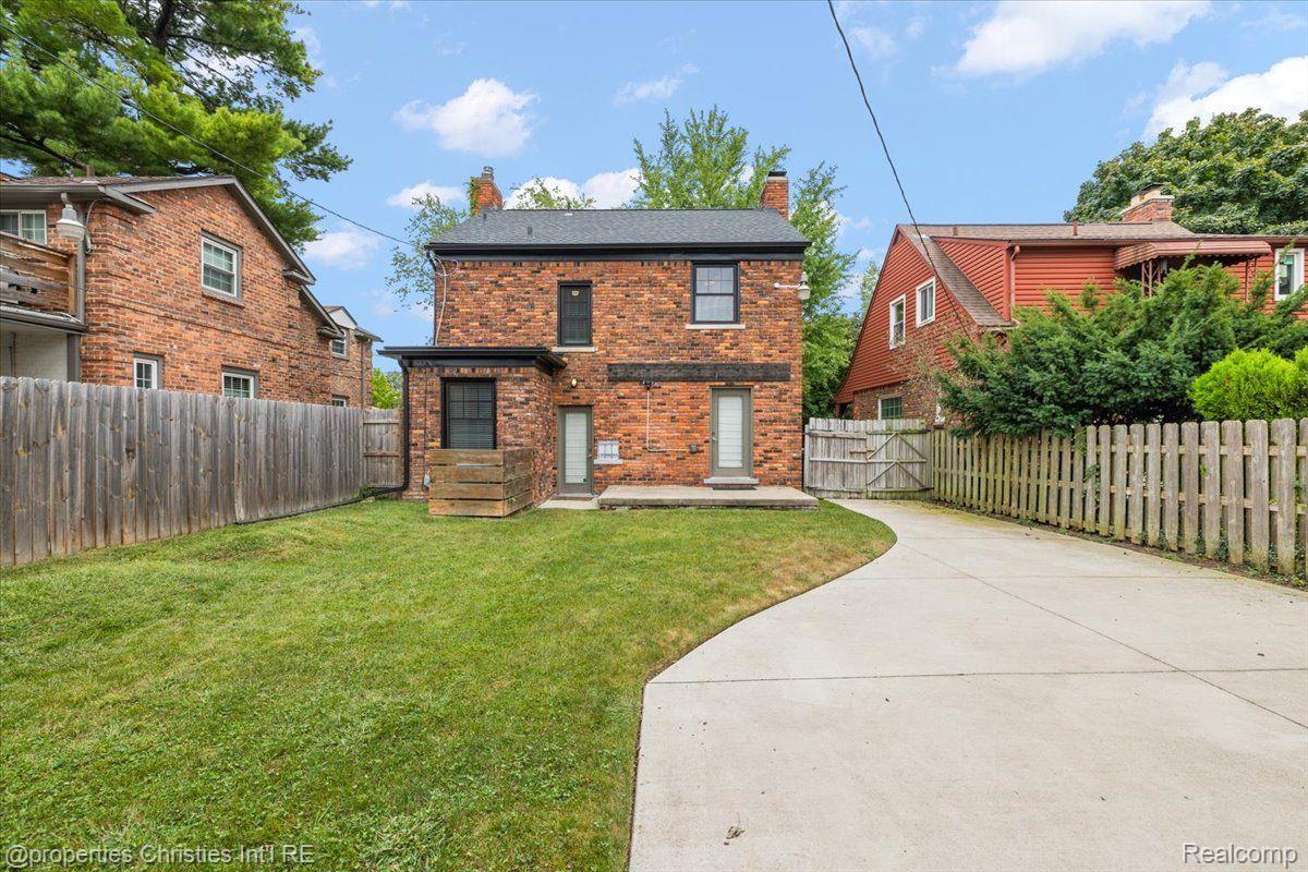 19939 LICHFIELD Road