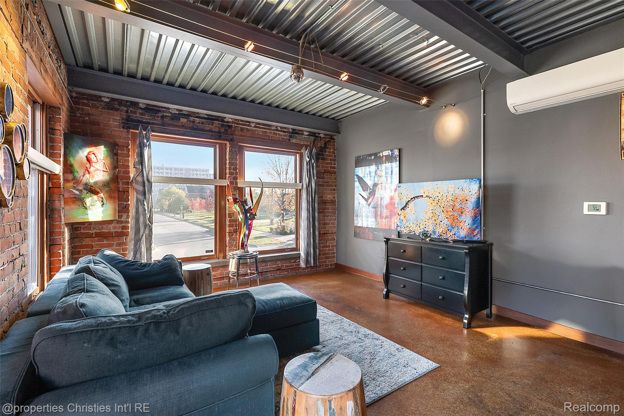 112 Watson Street 23