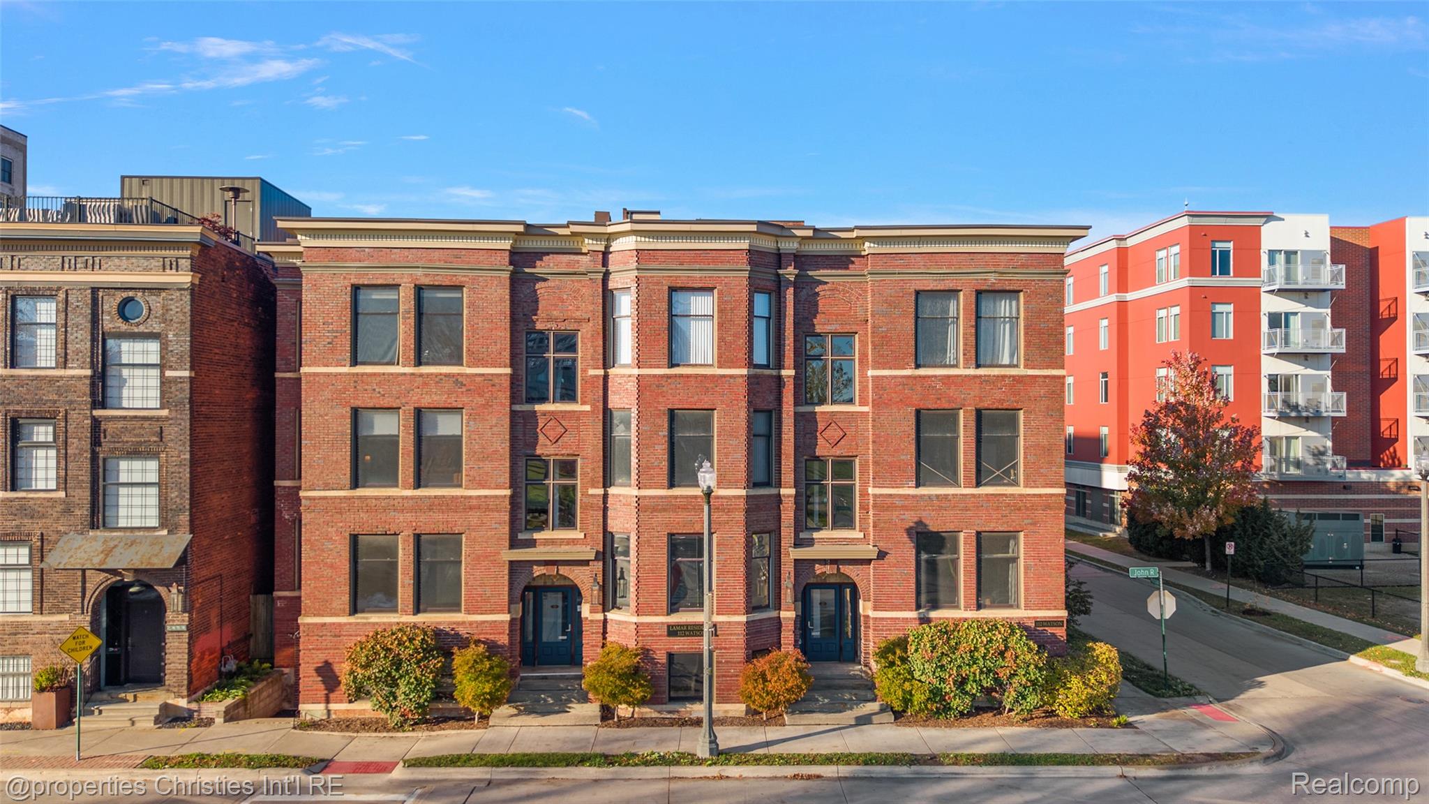 112 Watson Street 23