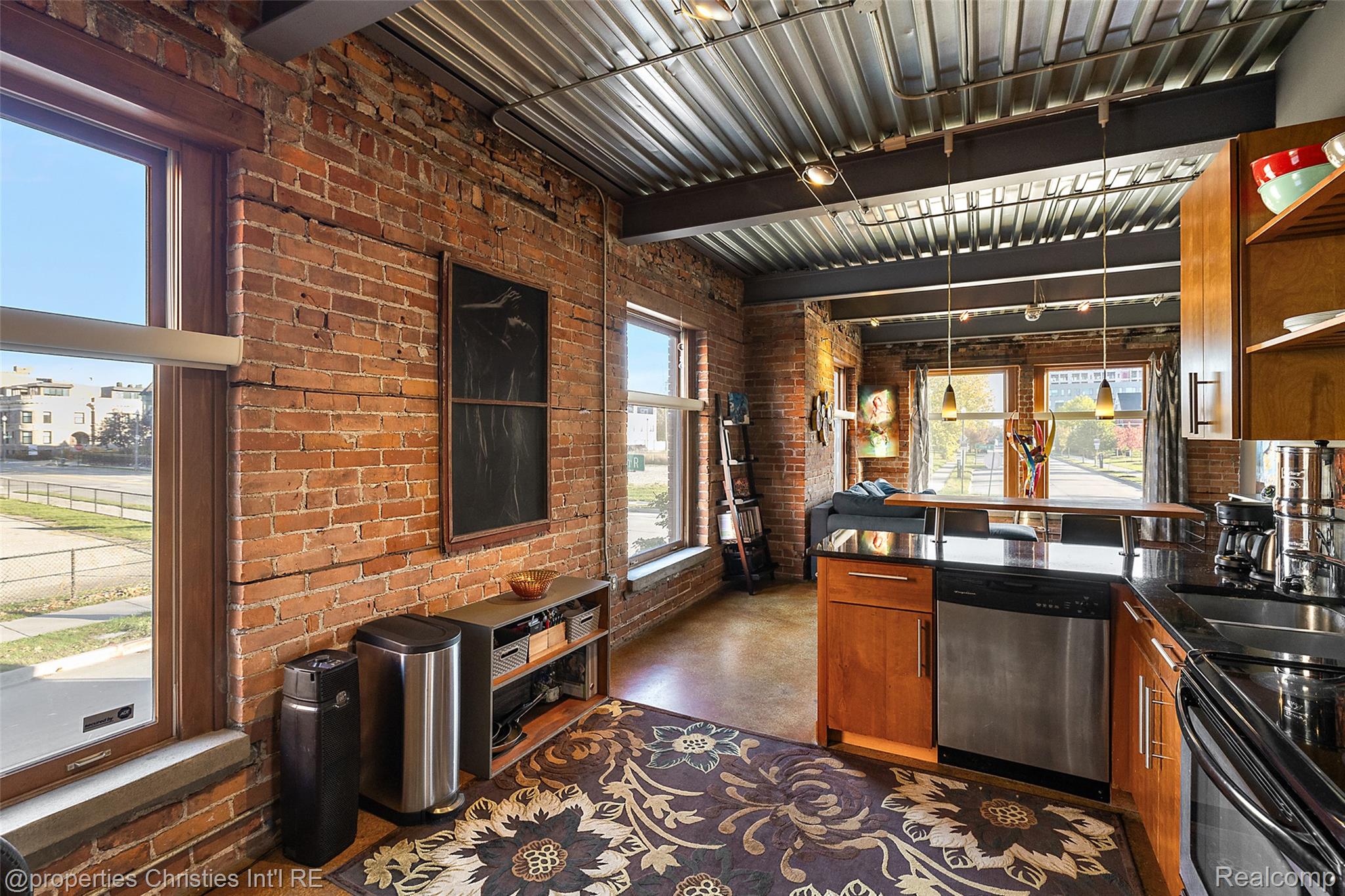 112 Watson Street 23