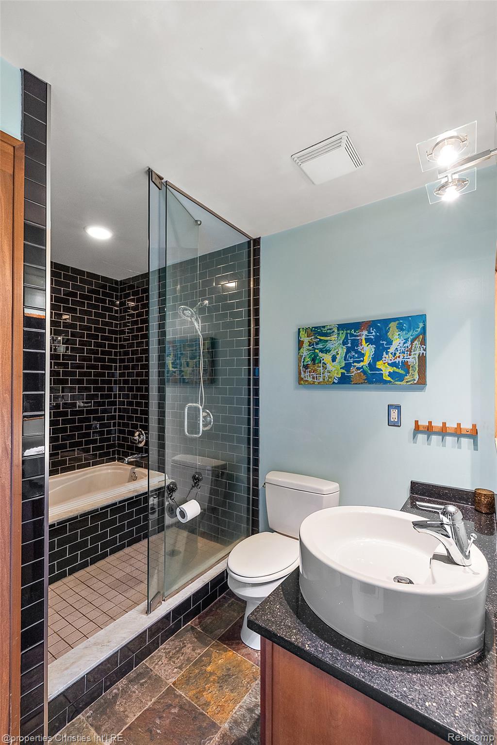 112 Watson Street 23