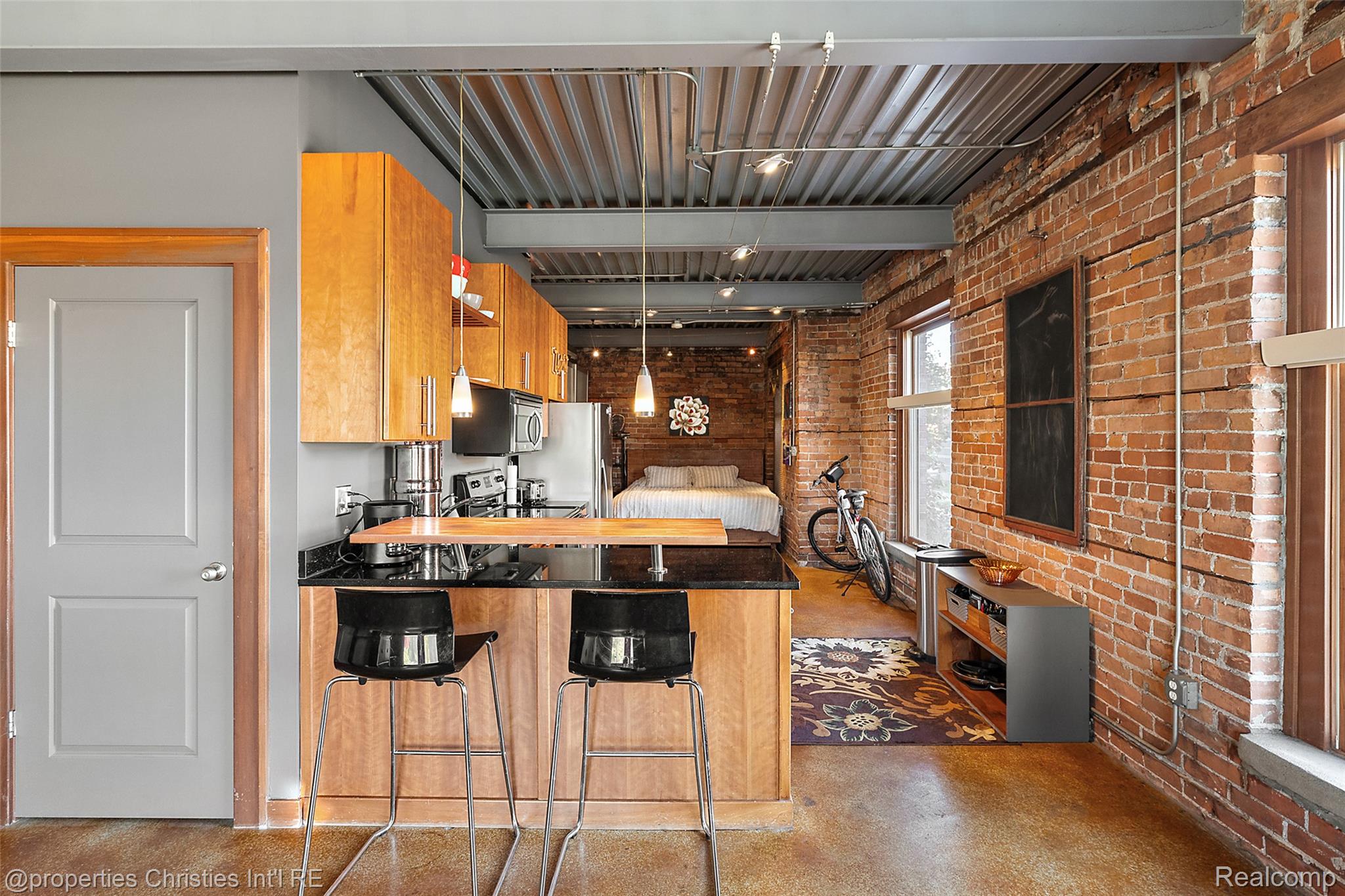 112 Watson Street 23