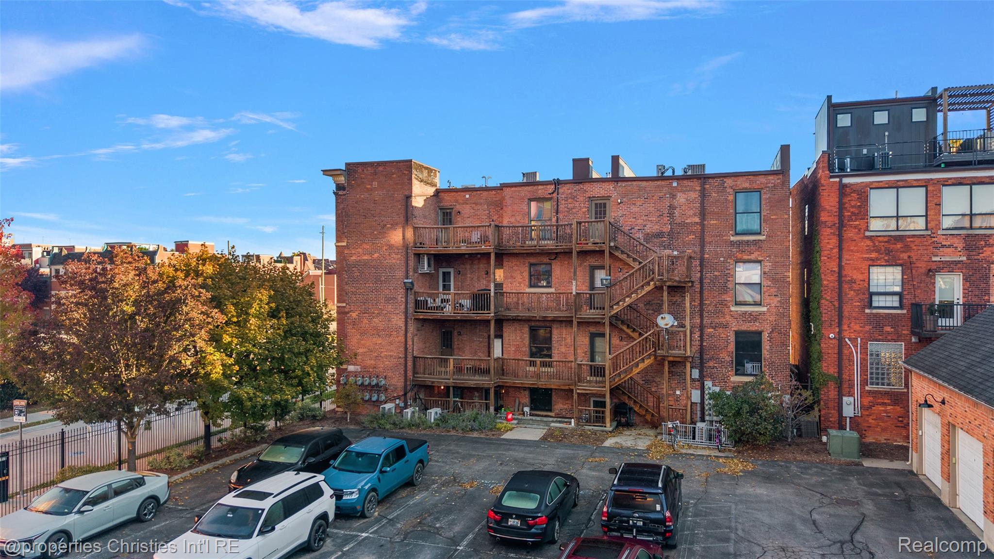 112 Watson Street 23