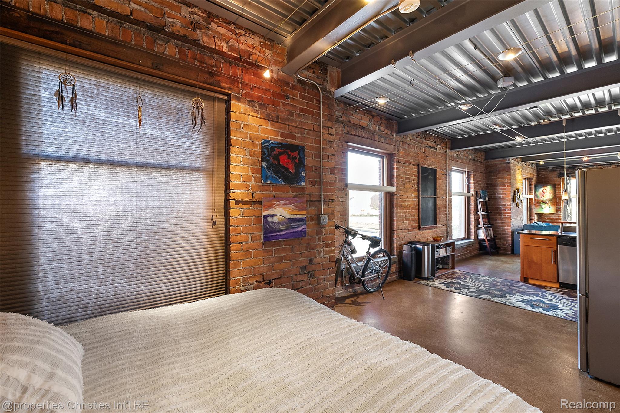 112 Watson Street 23