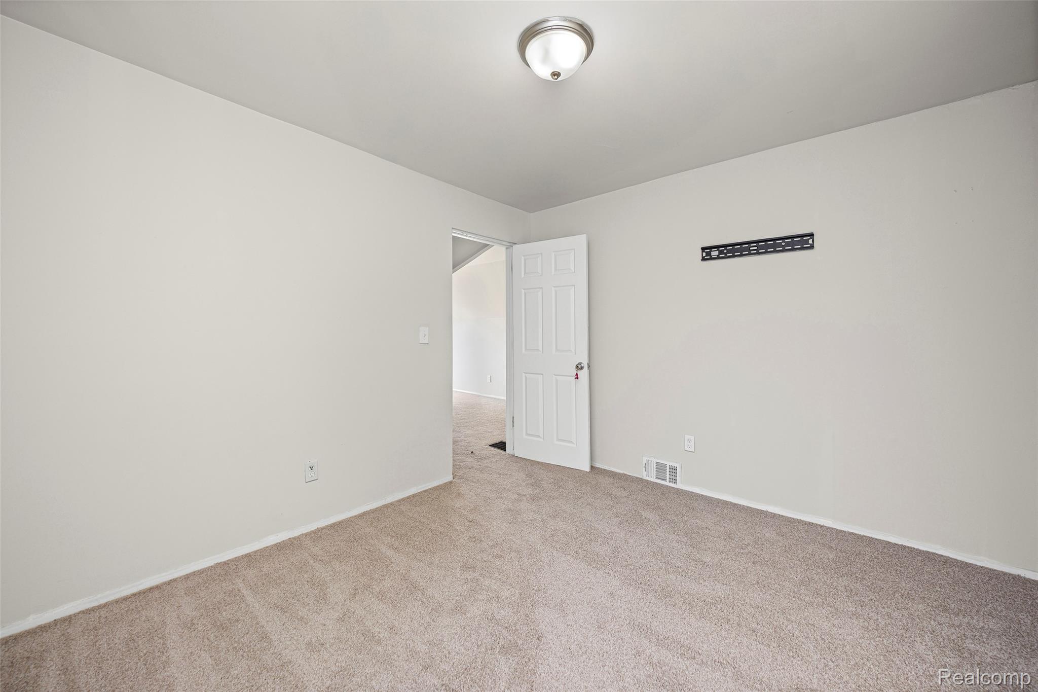 18680 Westphalia Street