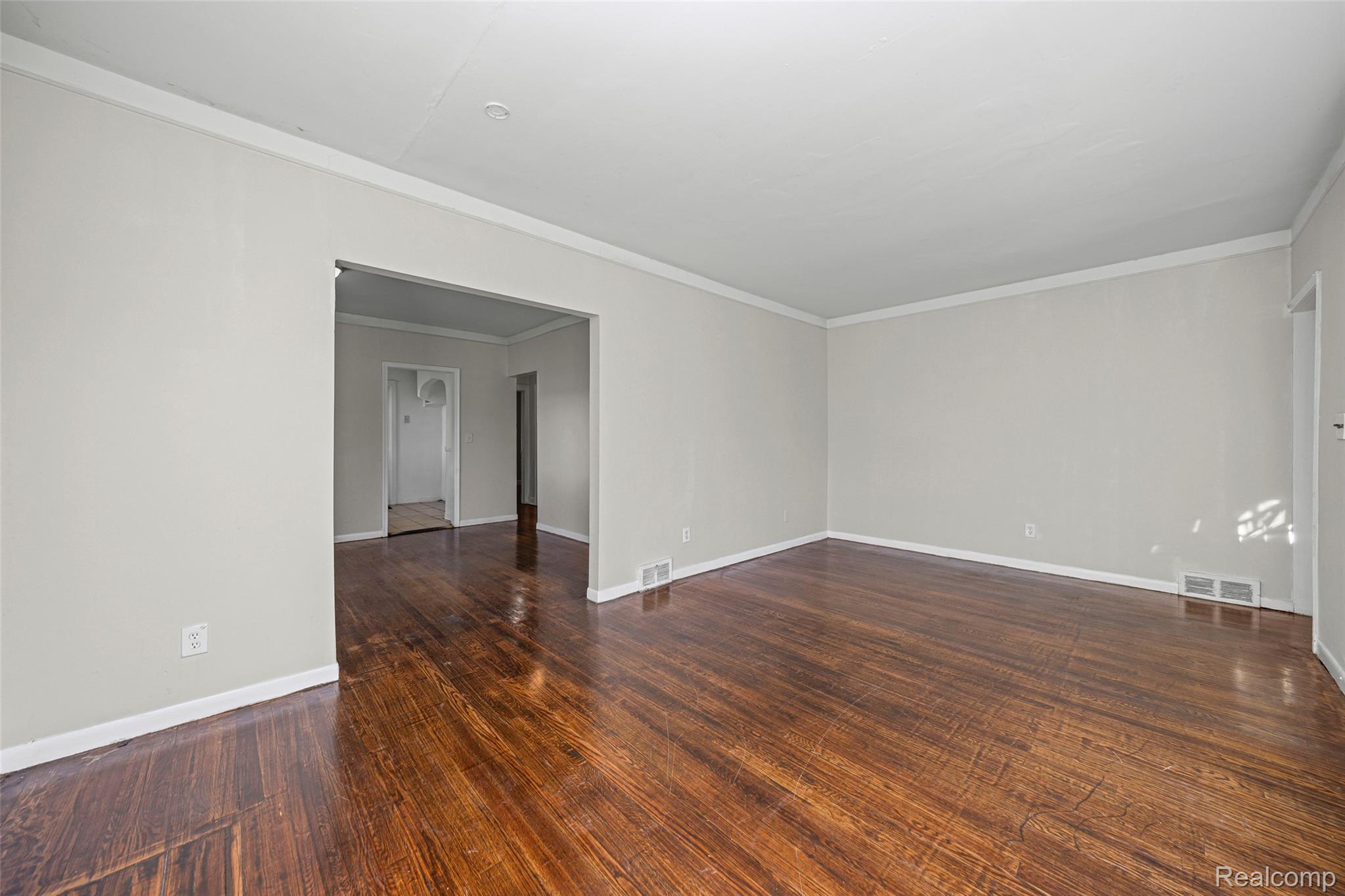 18680 Westphalia Street