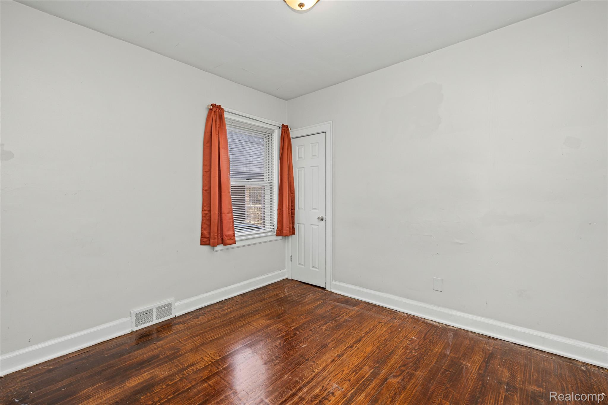 18680 Westphalia Street