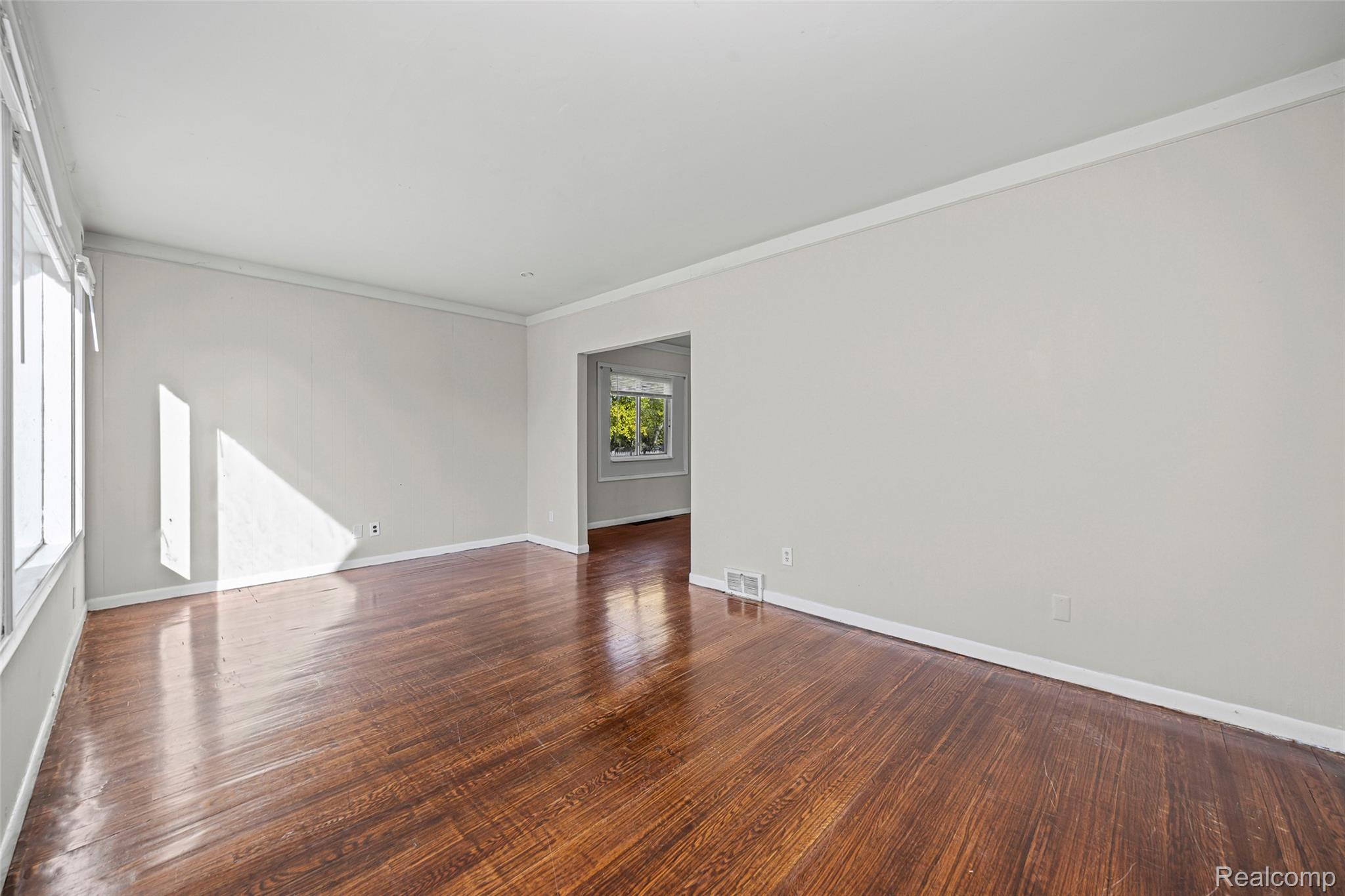 18680 Westphalia Street