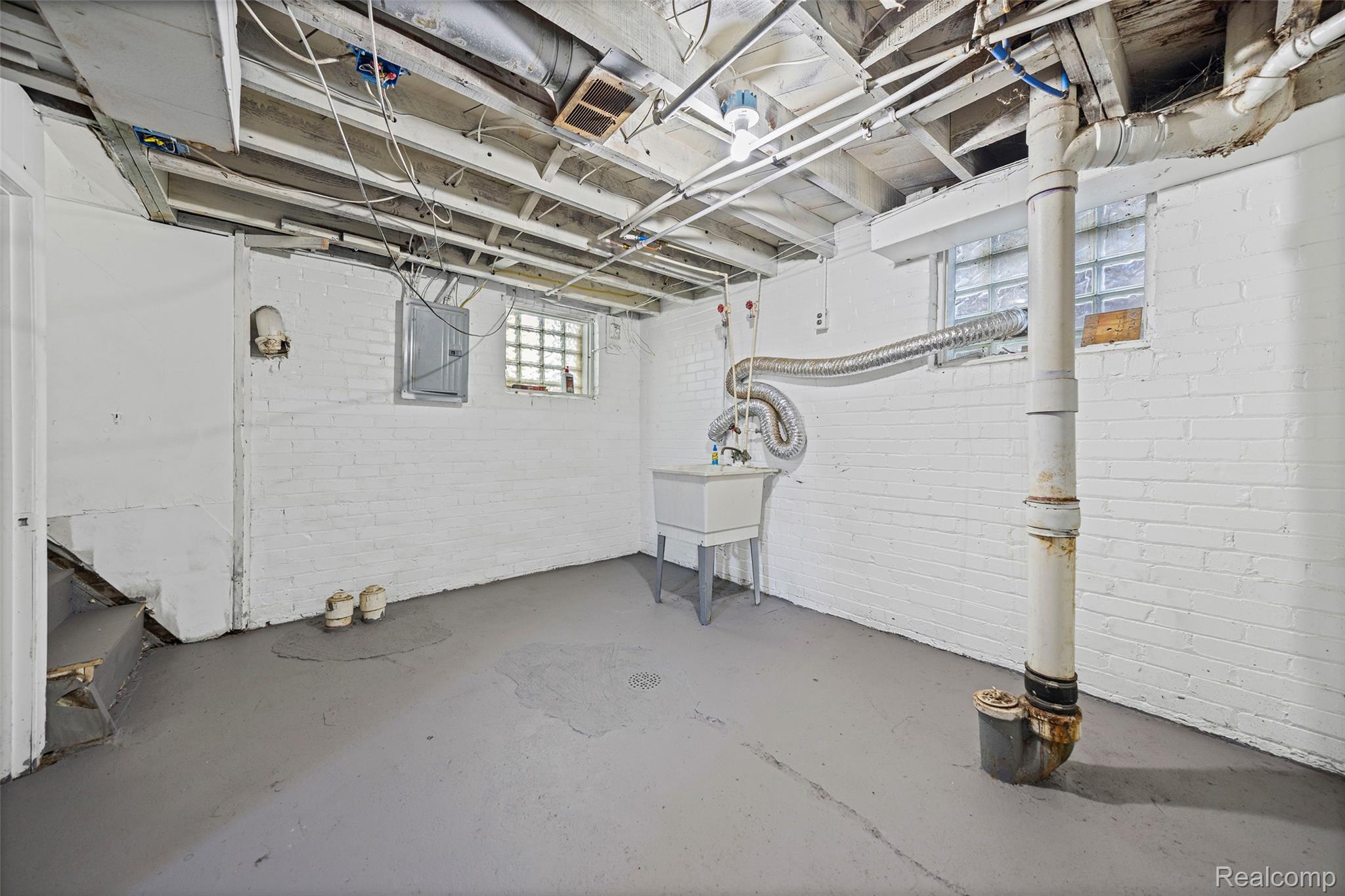 18680 Westphalia Street