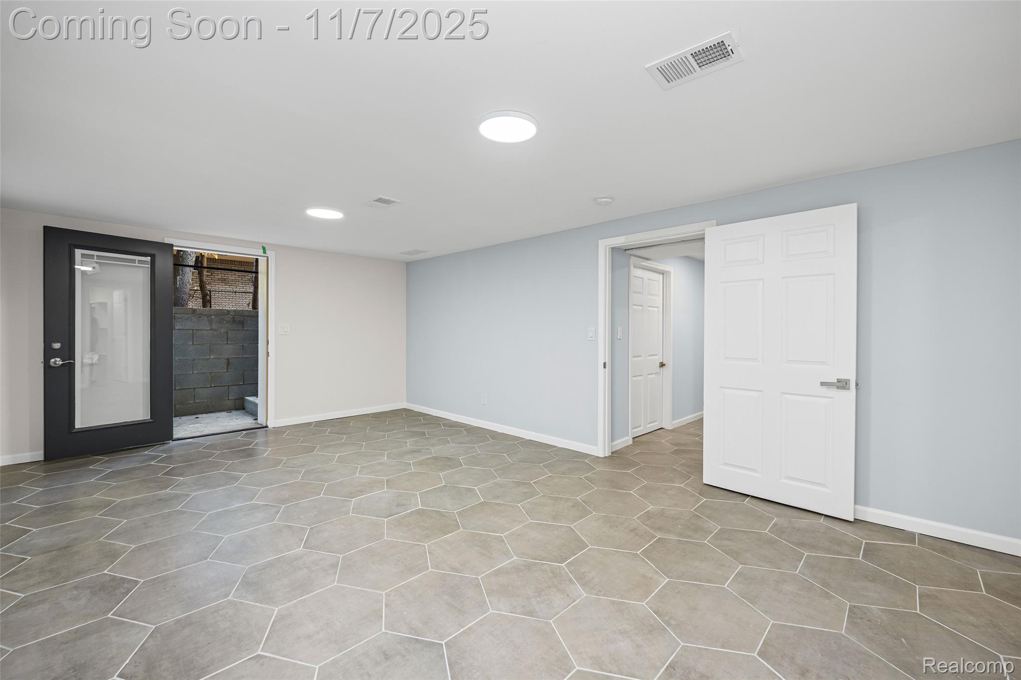 17240 Pontchartrain Boulevard