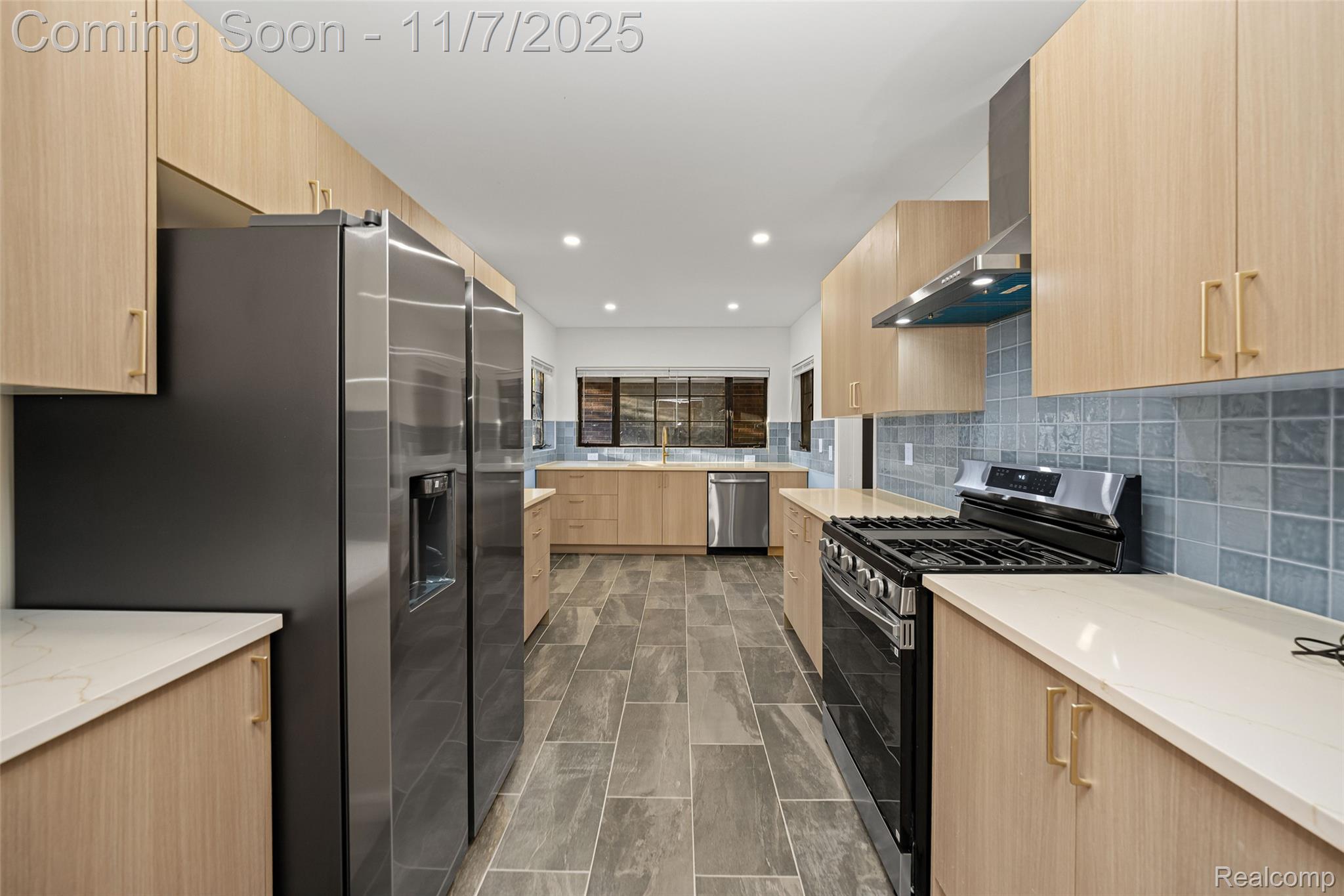 17240 Pontchartrain Boulevard