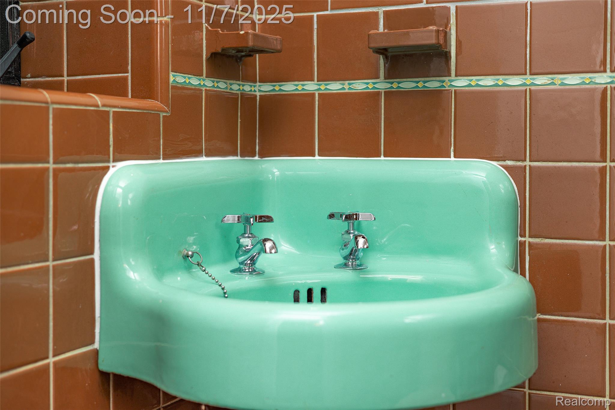 17240 Pontchartrain Boulevard