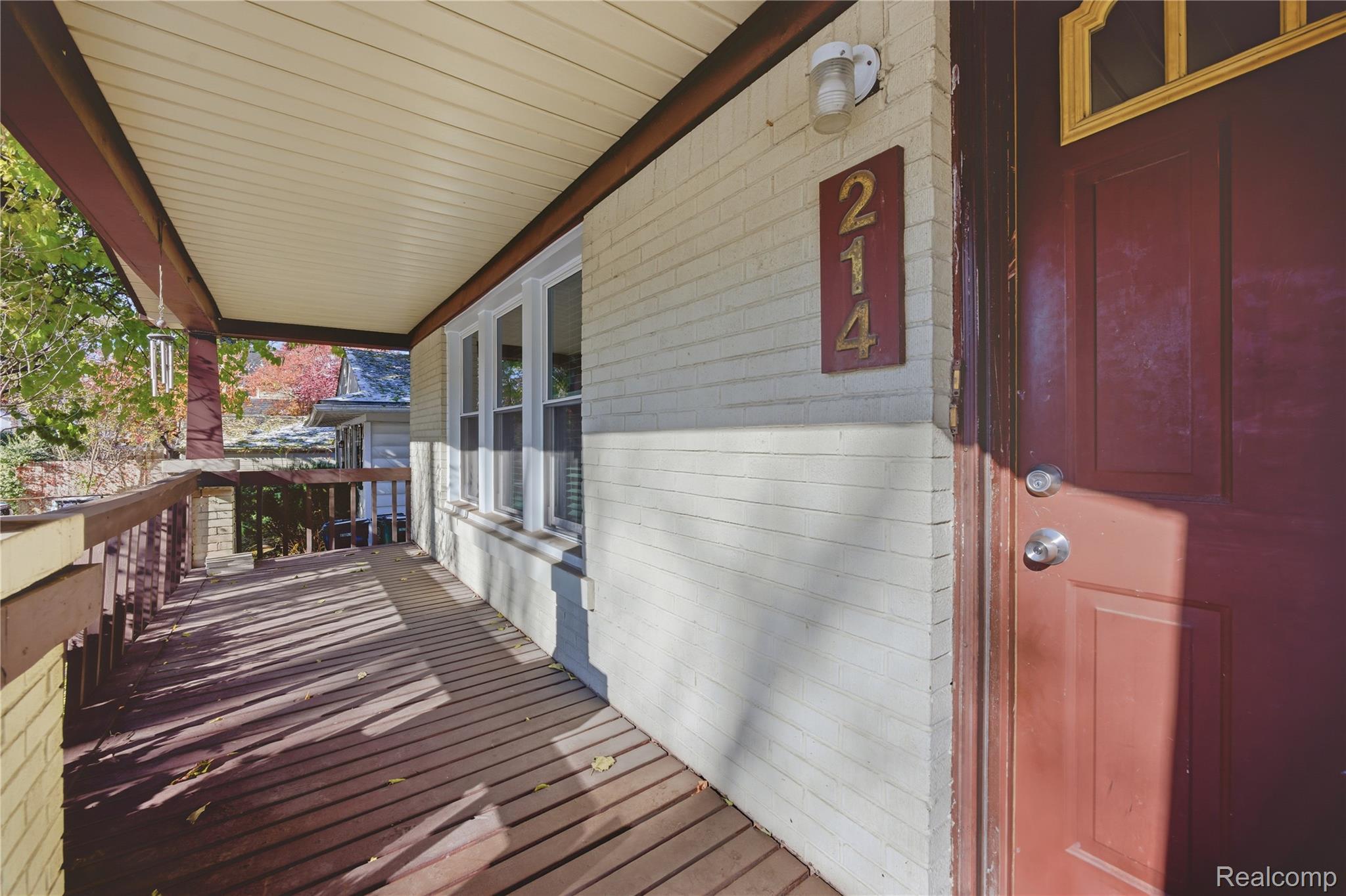 214 Woodsboro Drive