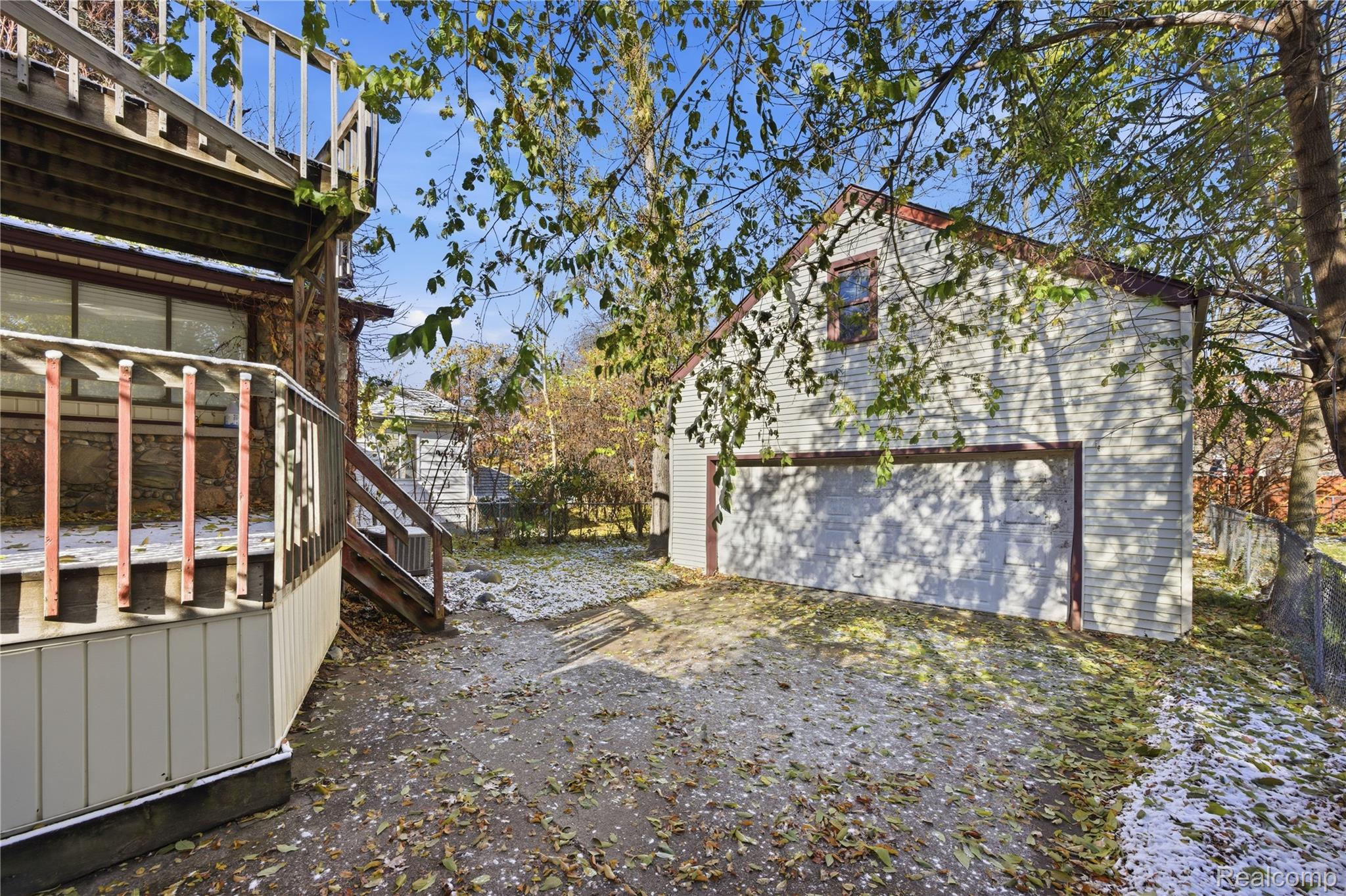 214 Woodsboro Drive