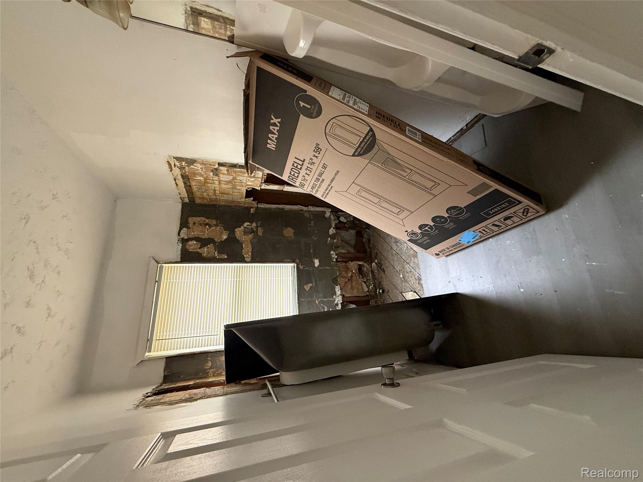 8411 Fielding Street