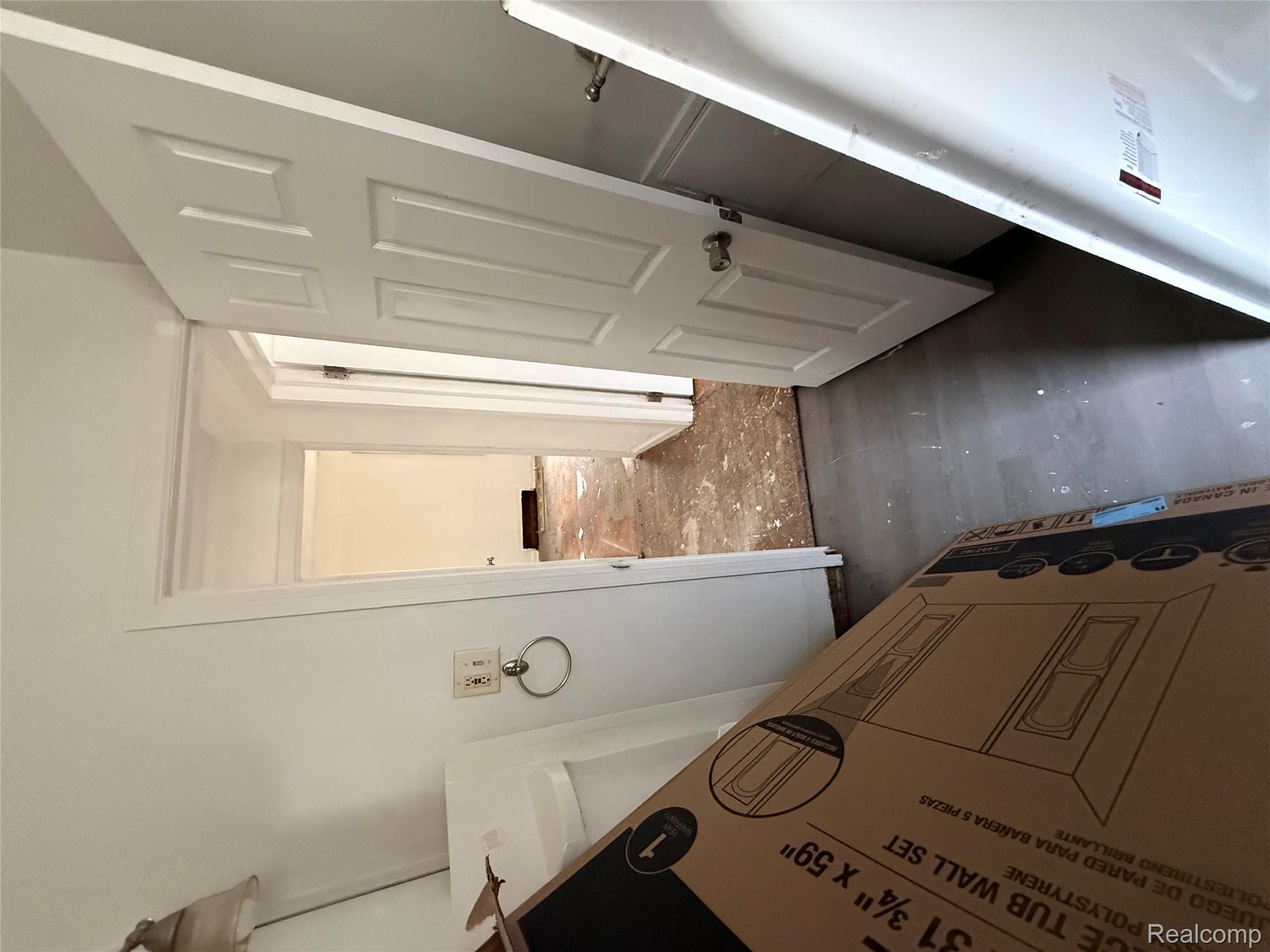 8411 Fielding Street