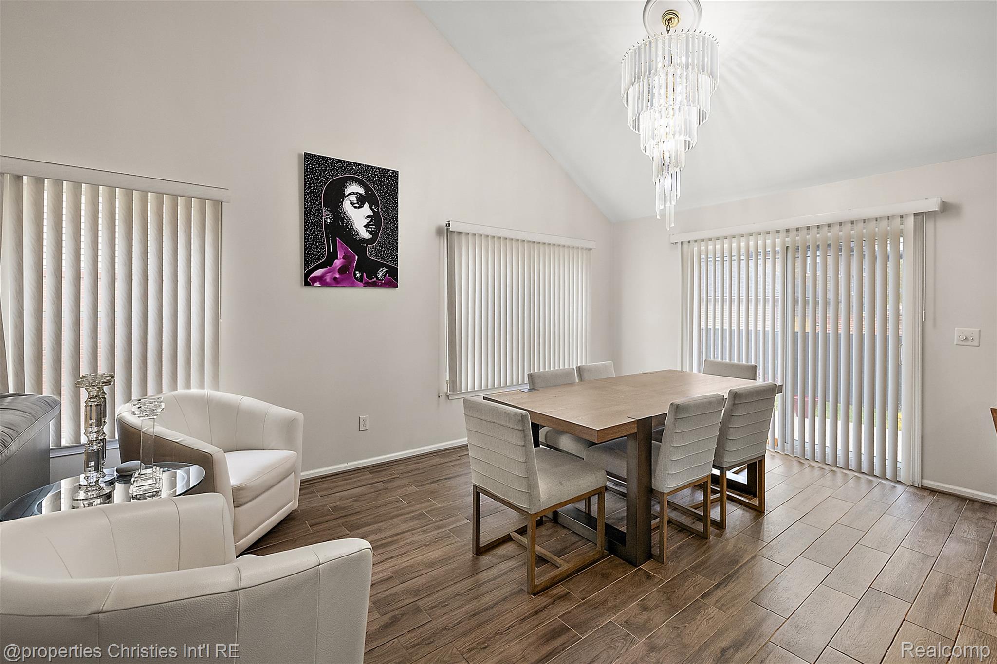 781 Saint Clair Street