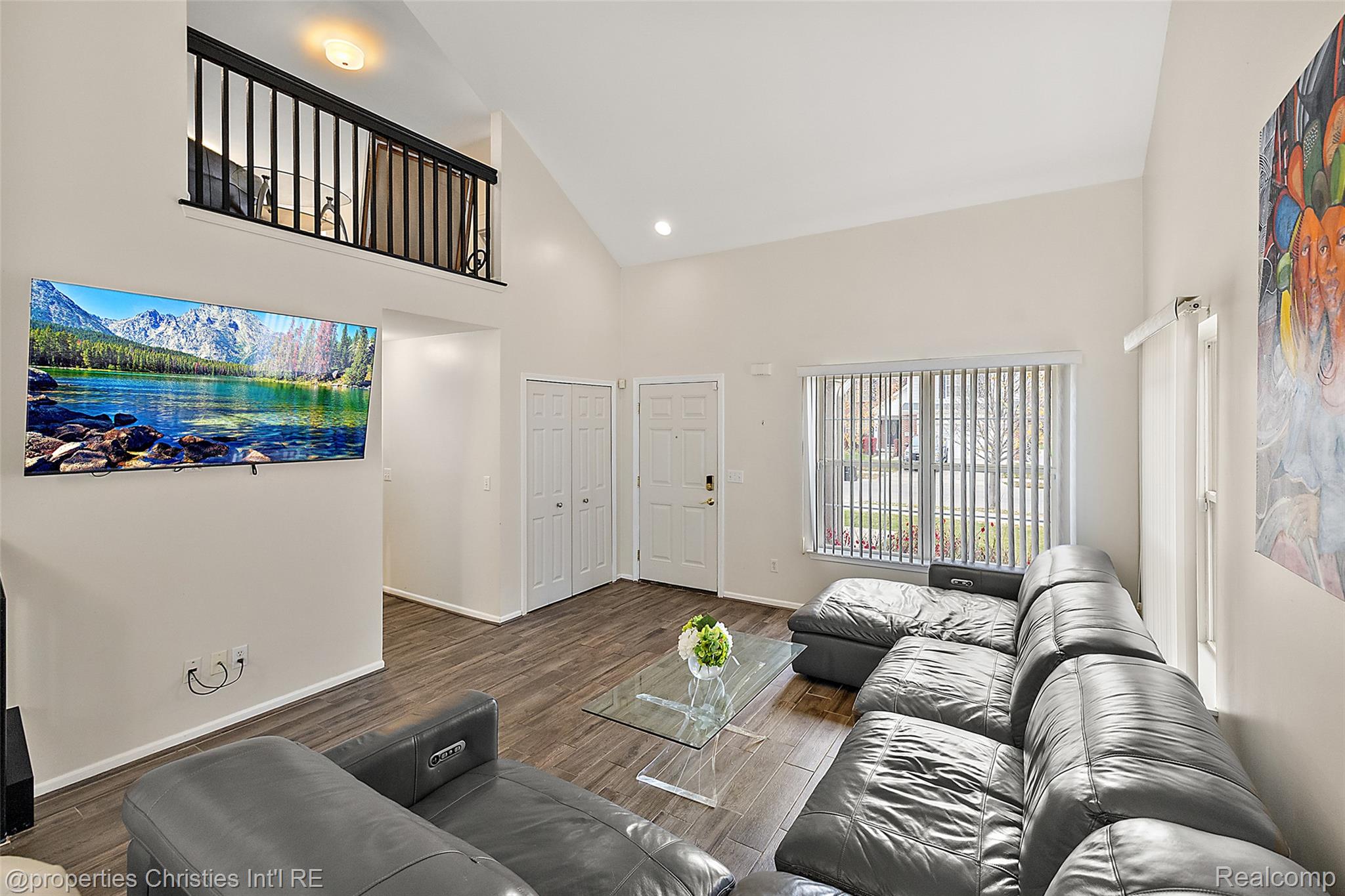 781 Saint Clair Street