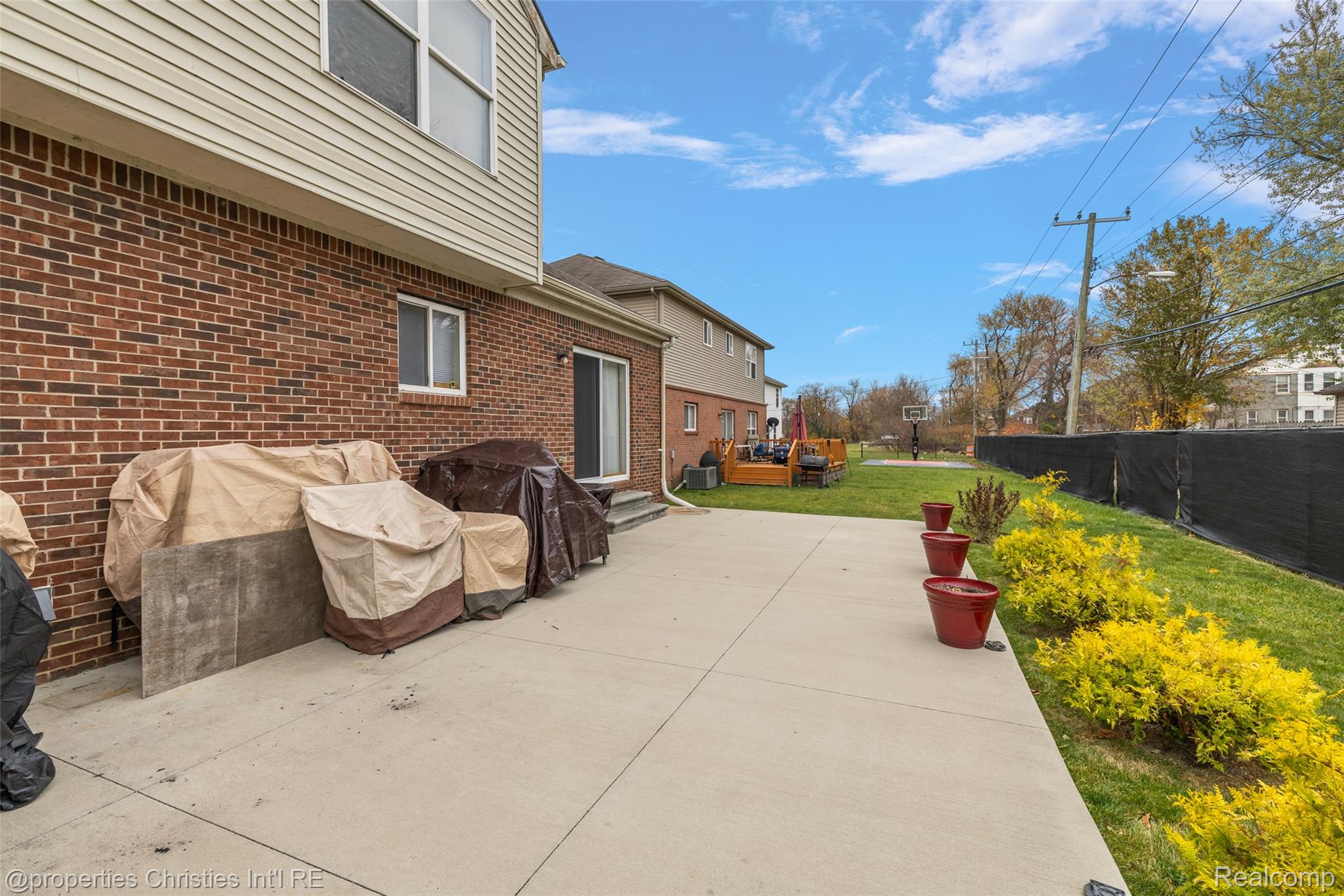 781 Saint Clair Street