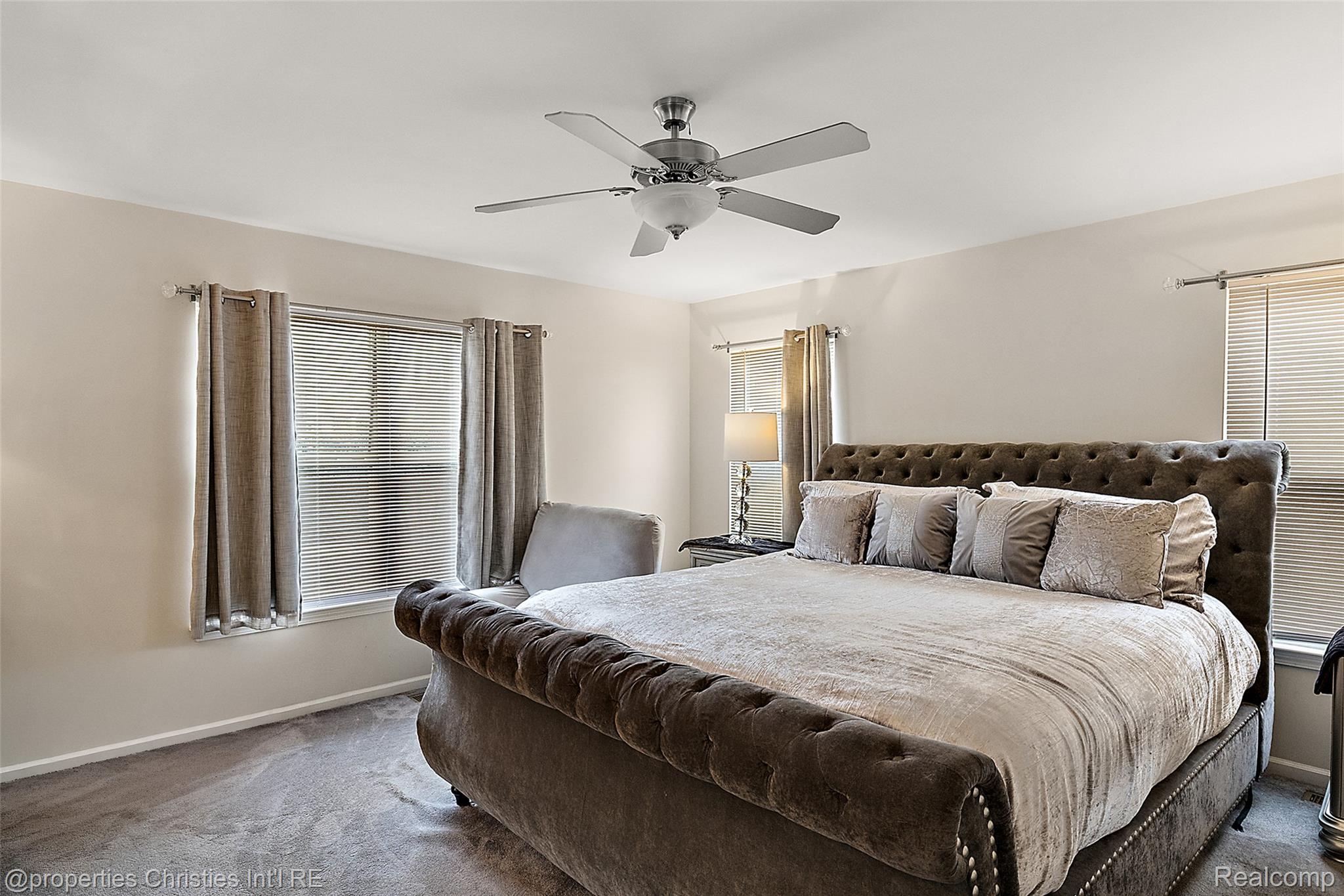 781 Saint Clair Street