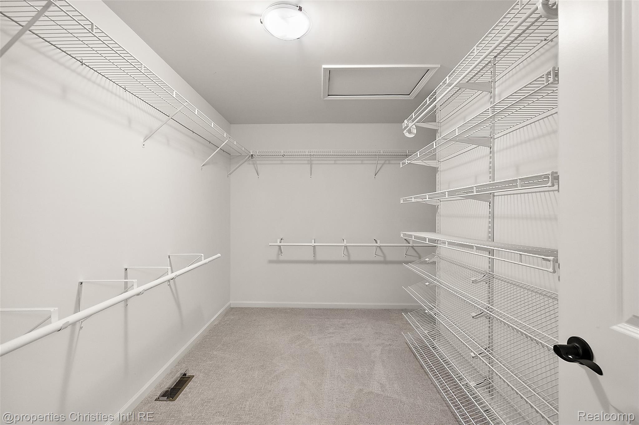 2436 Parkshore Drive