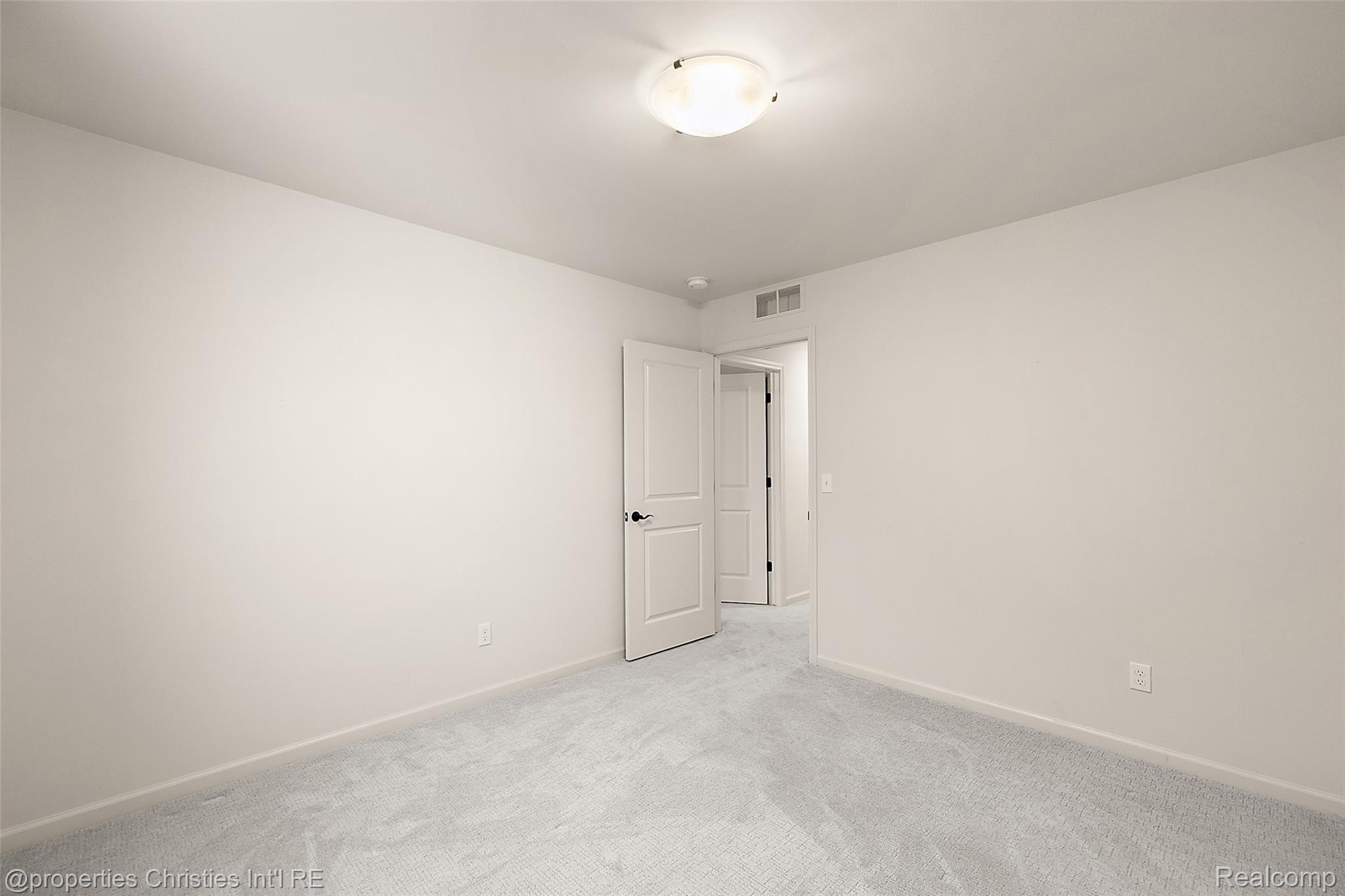 2436 Parkshore Drive