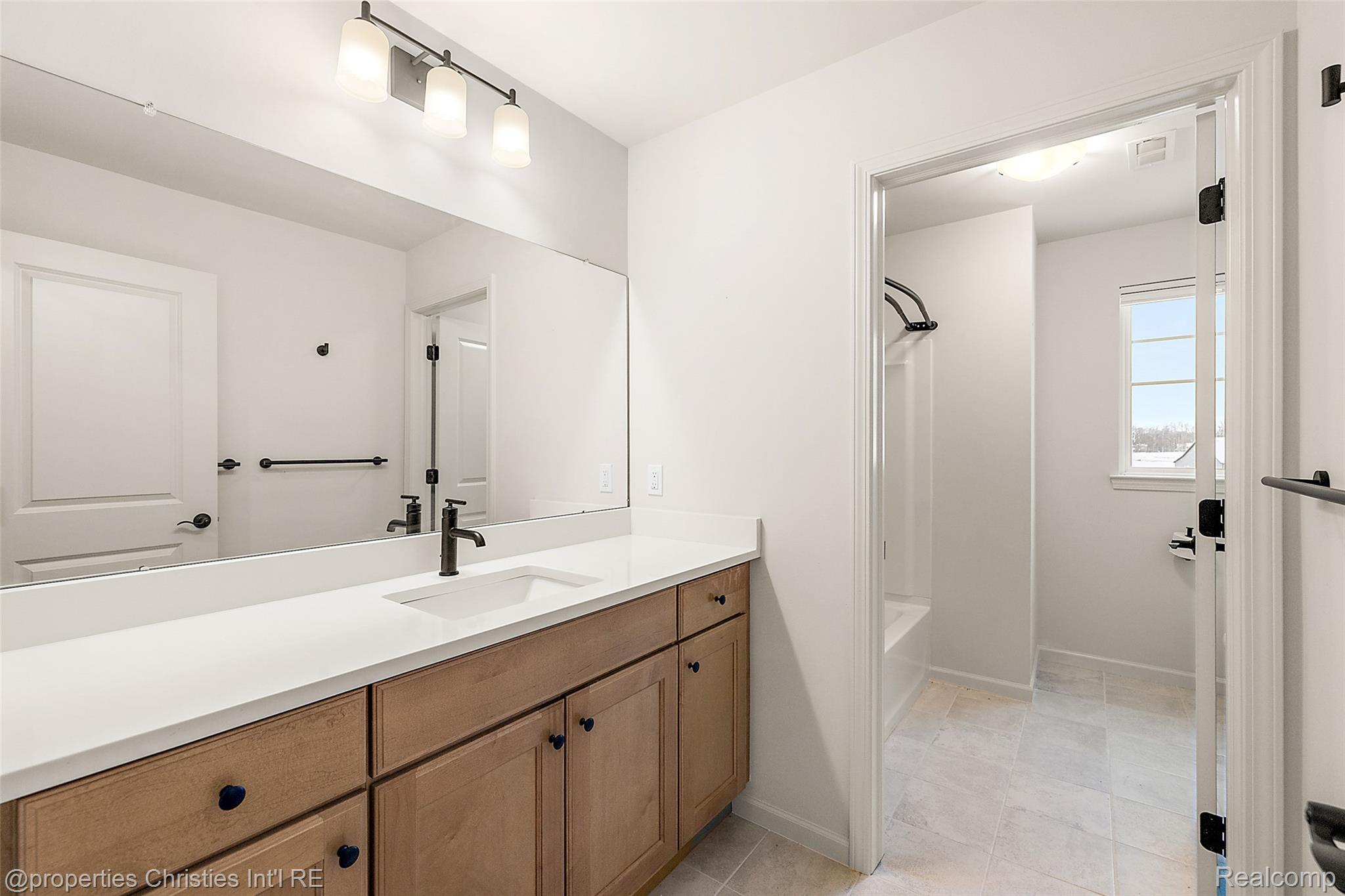 2436 Parkshore Drive