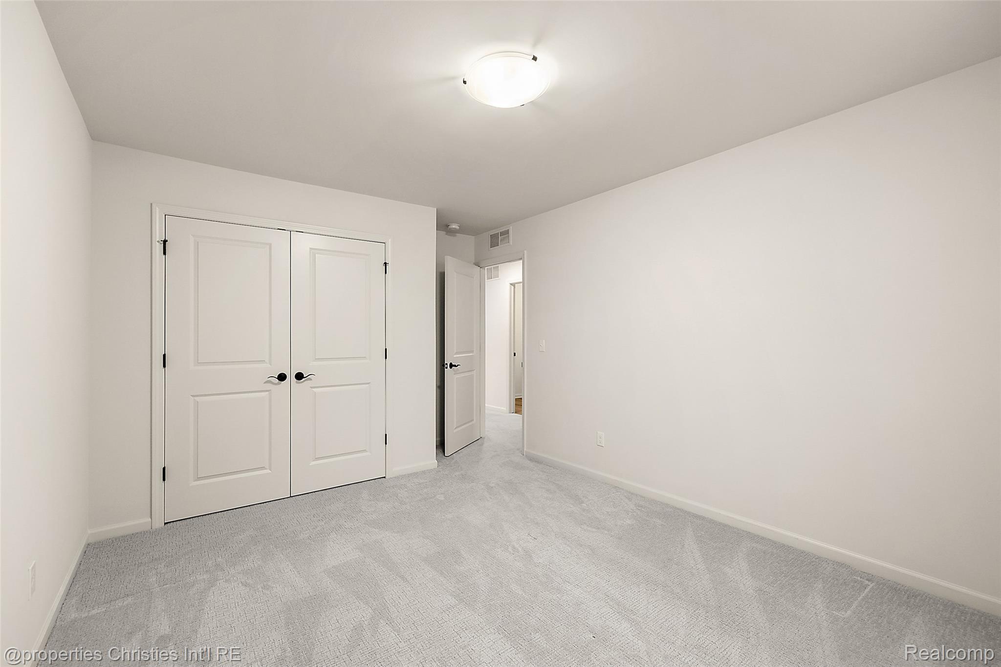 2436 Parkshore Drive