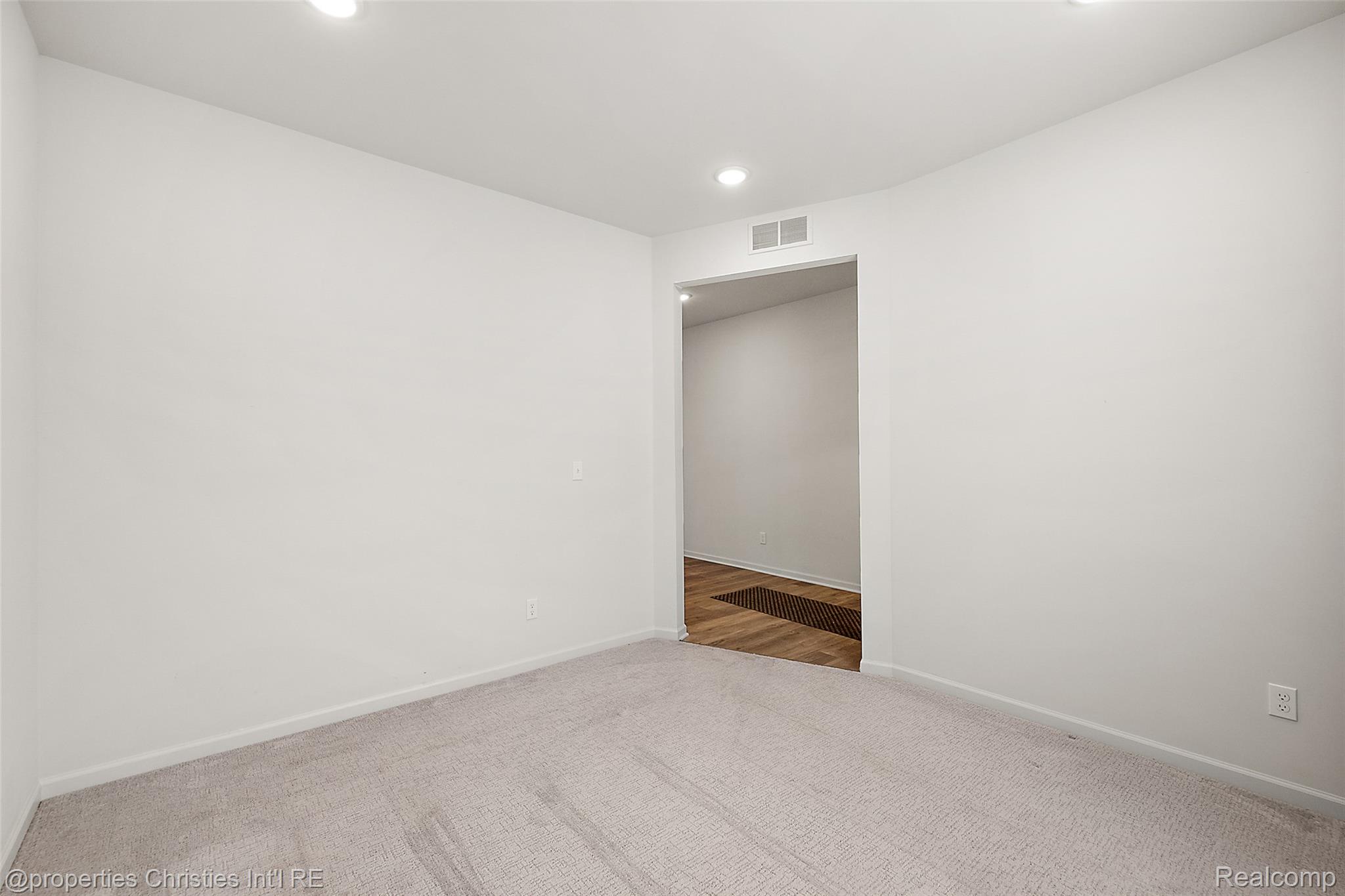 2436 Parkshore Drive