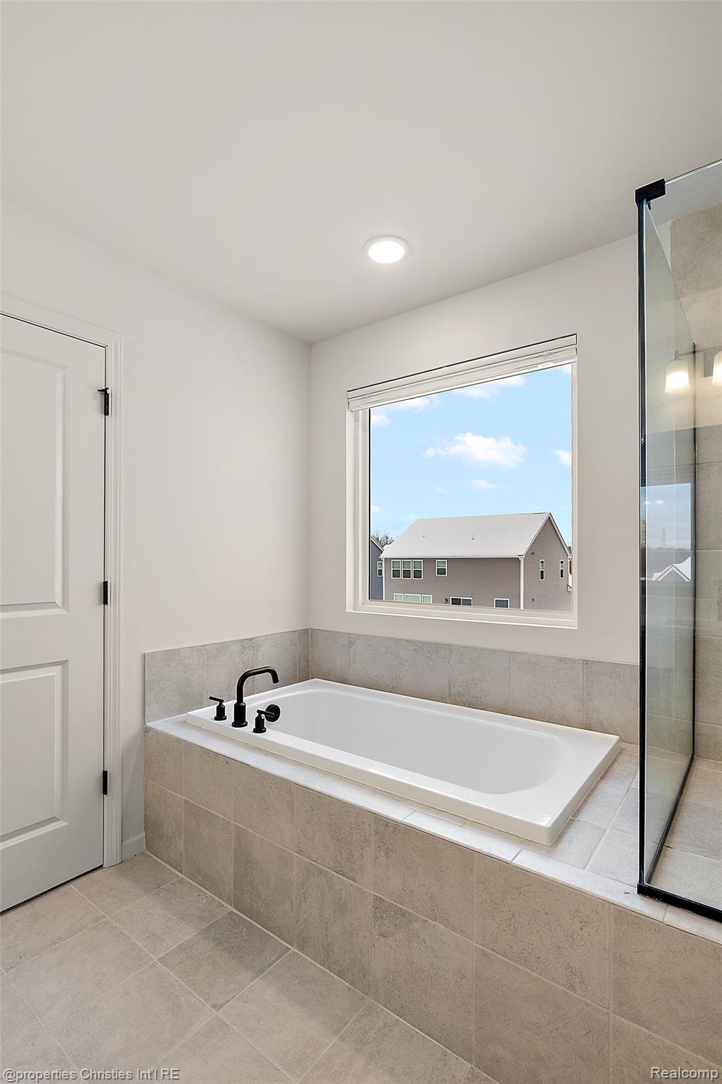 2436 Parkshore Drive